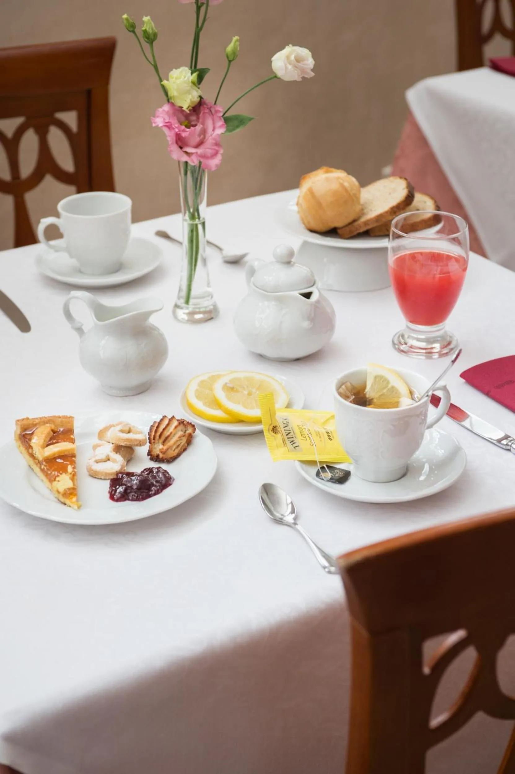 Food and drinks in Hotel La Villetta