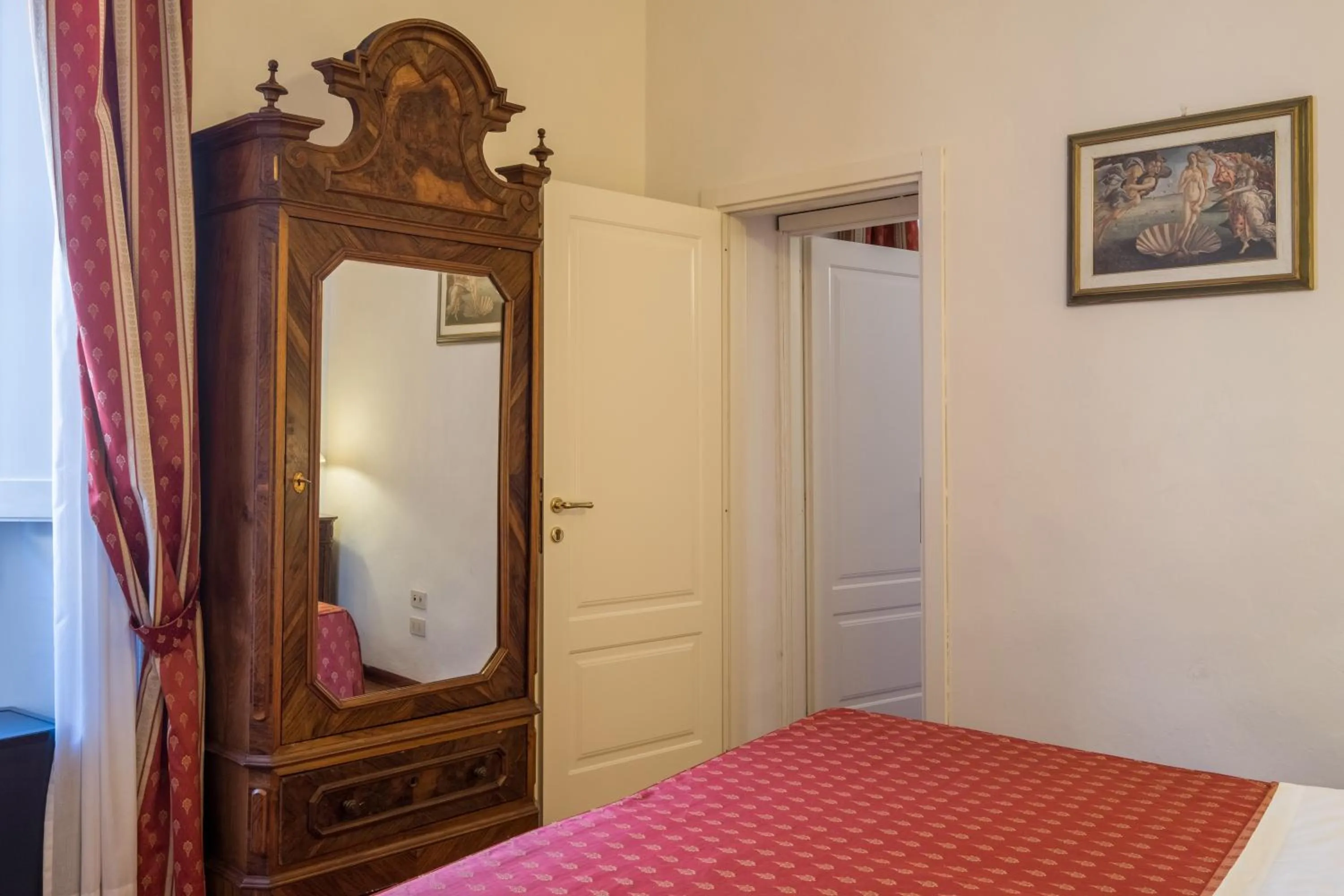 Bedroom, Bed in B&B Home in Florence