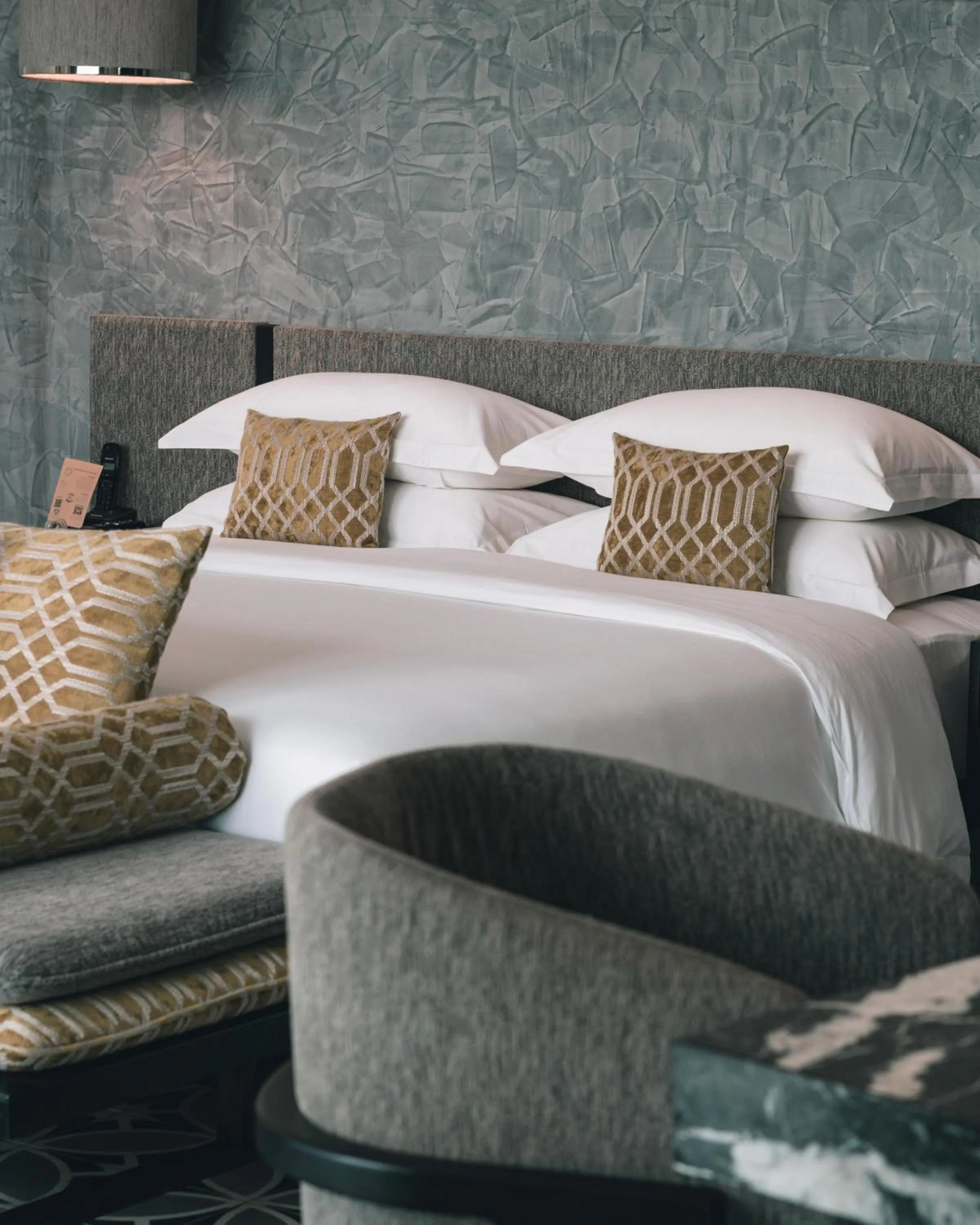 Photo of the whole room, Bed in Hotel Vellita Siem reap