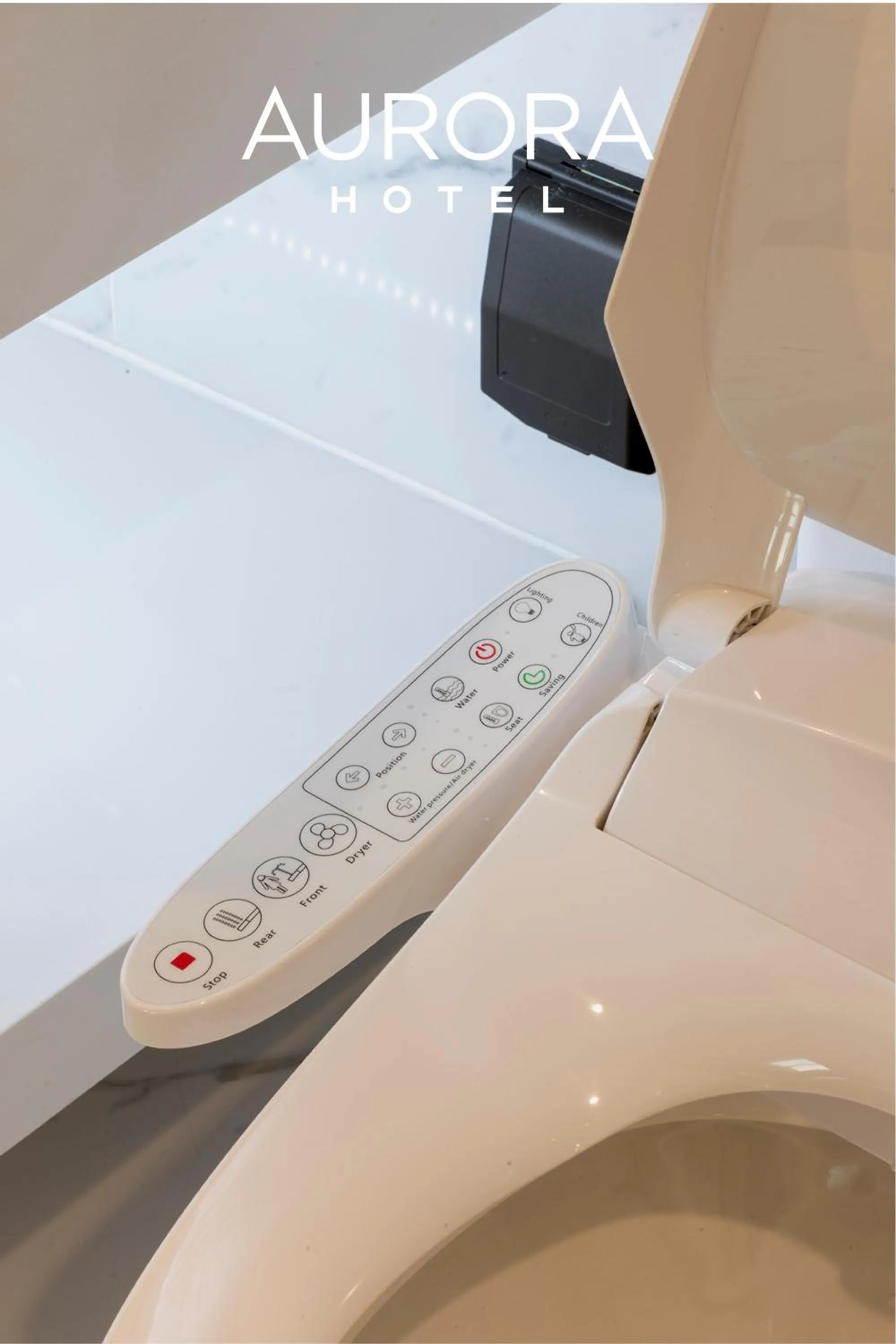 Toilet in Aurora Hotel