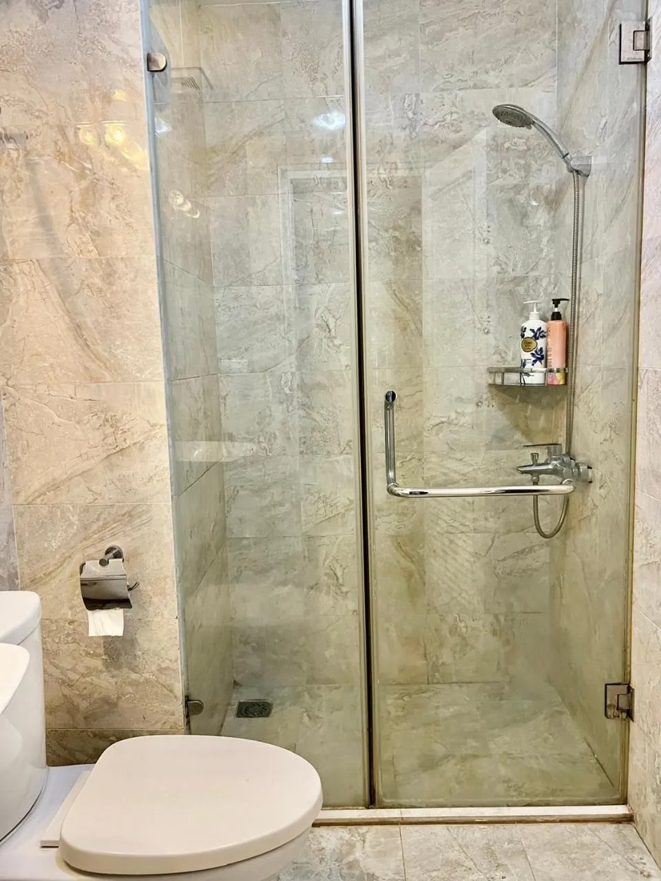 Sen Hotel My Dinh Song Da 미딩