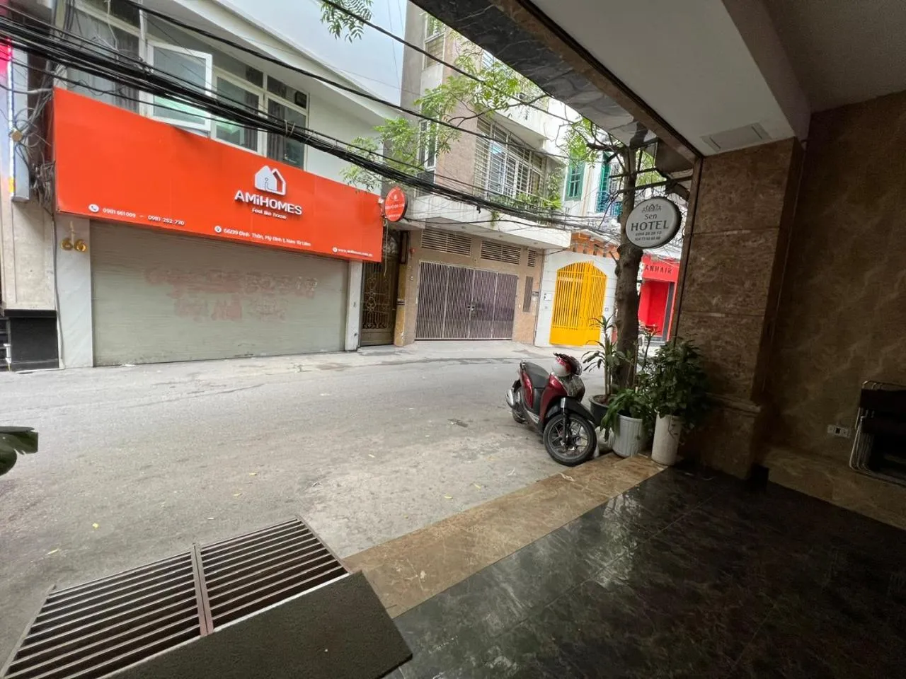 Sen Hotel My Dinh Song Da 미딩