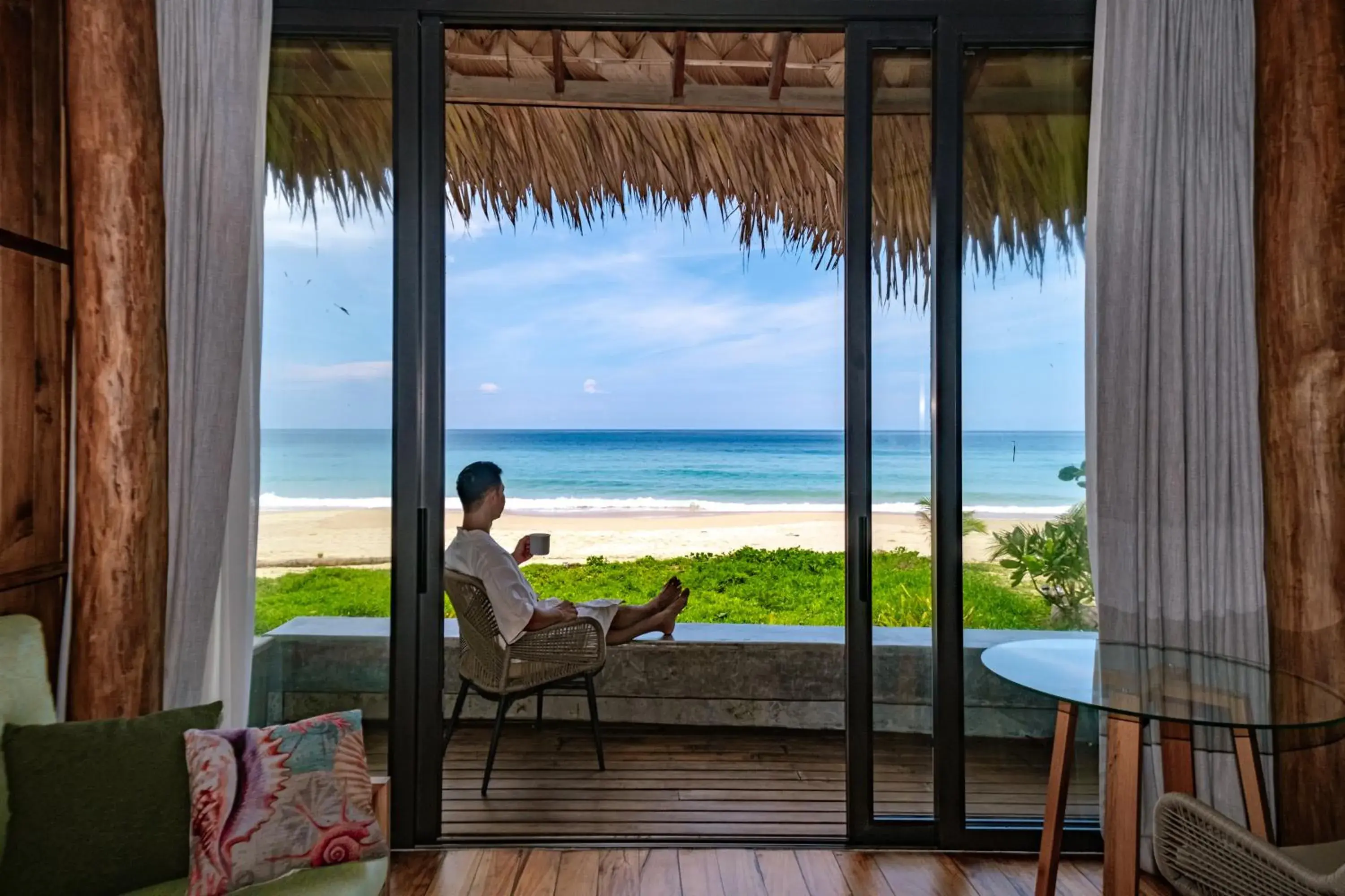 Villa - Beach Front in Sealord Naithon Beachfront Villa Villa - Beach Front in Sealord Naithon Beachfront Villa