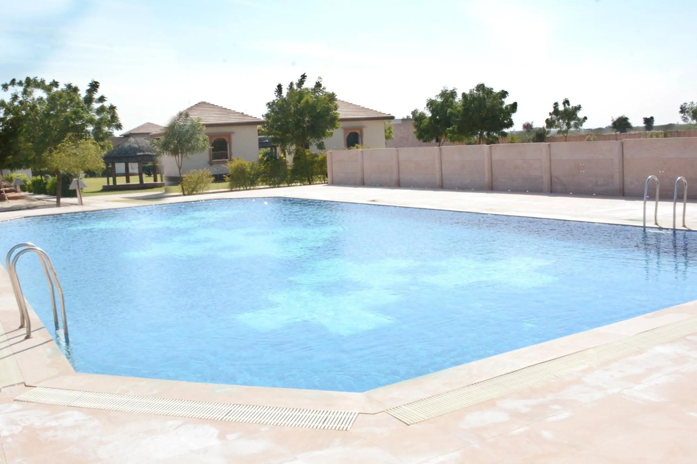 Swimming pool in Kurja Resort