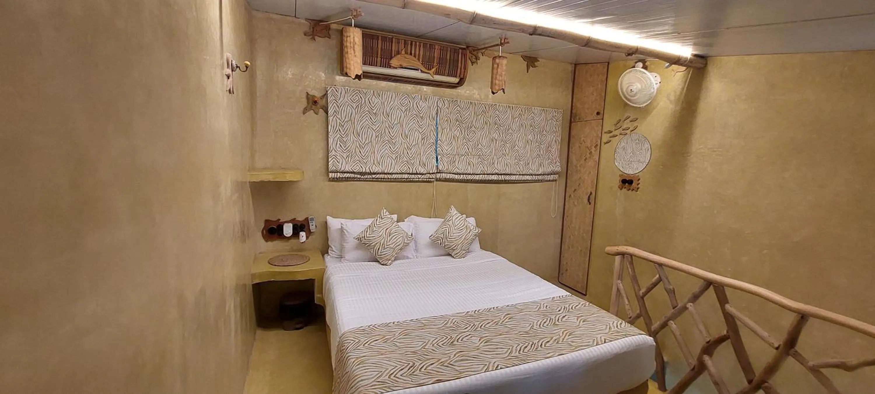 Bedroom, Bed in Matsya