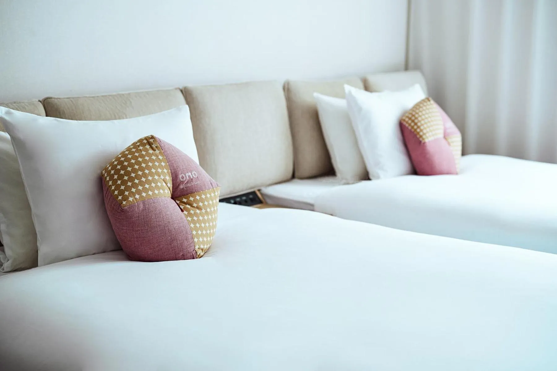 Photo of the whole room, Bed in OMO3 Tokyo Akasaka by Hoshino Resort