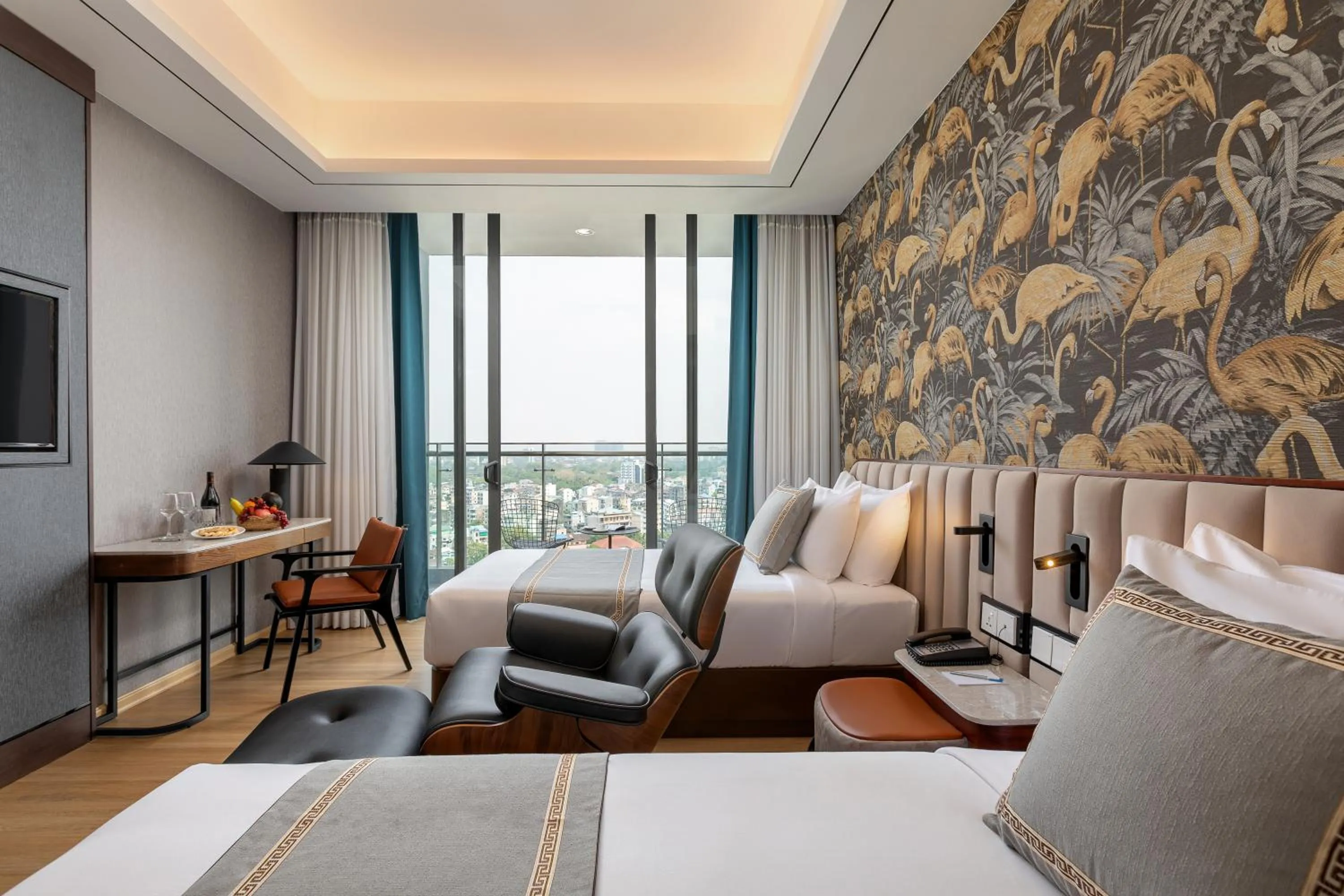 View (from property/room), Bed in Sayarsan Hotel Yangon