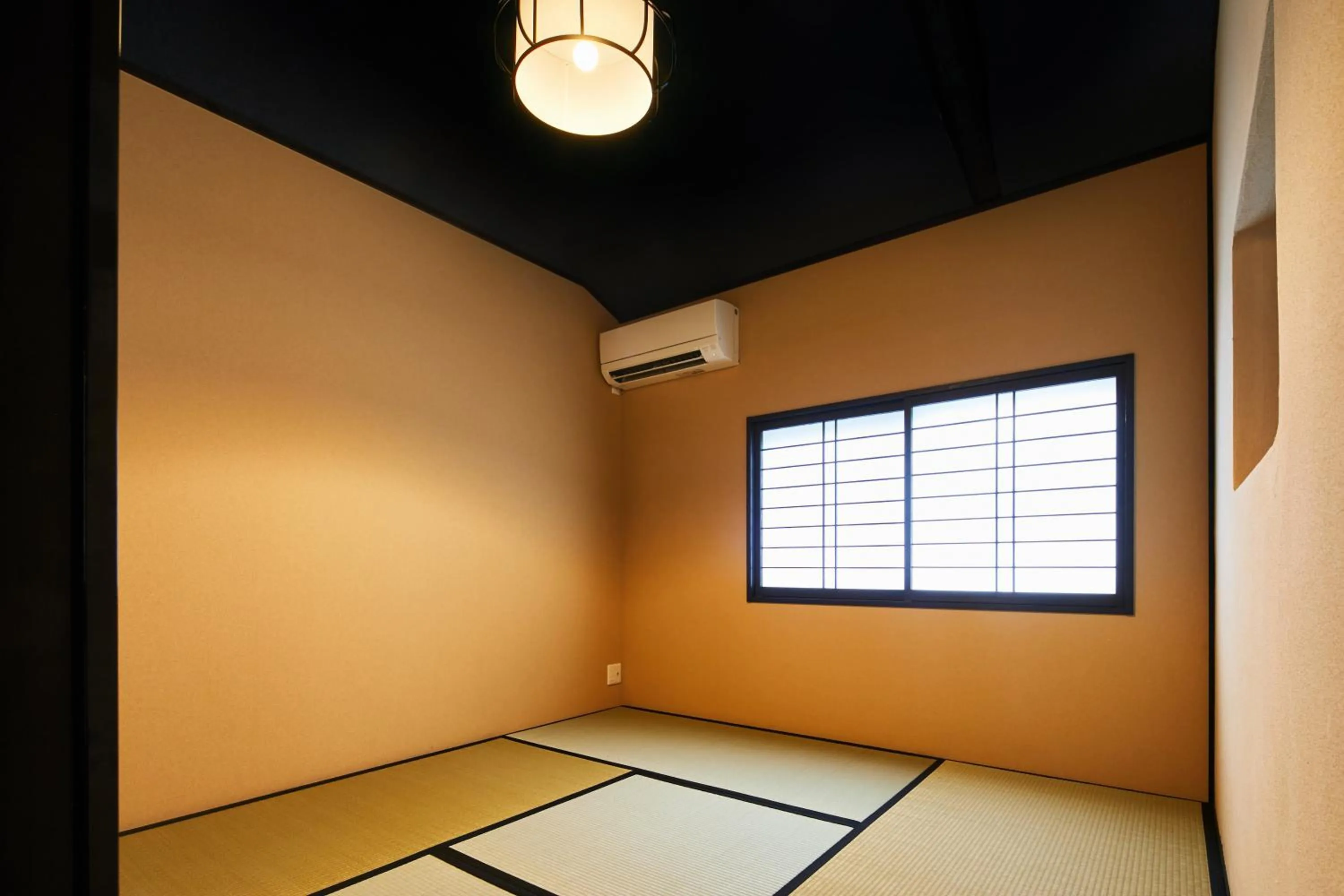 Photo of the whole room in TSUBOMI luxury Inn Shimabara Bettei 2
