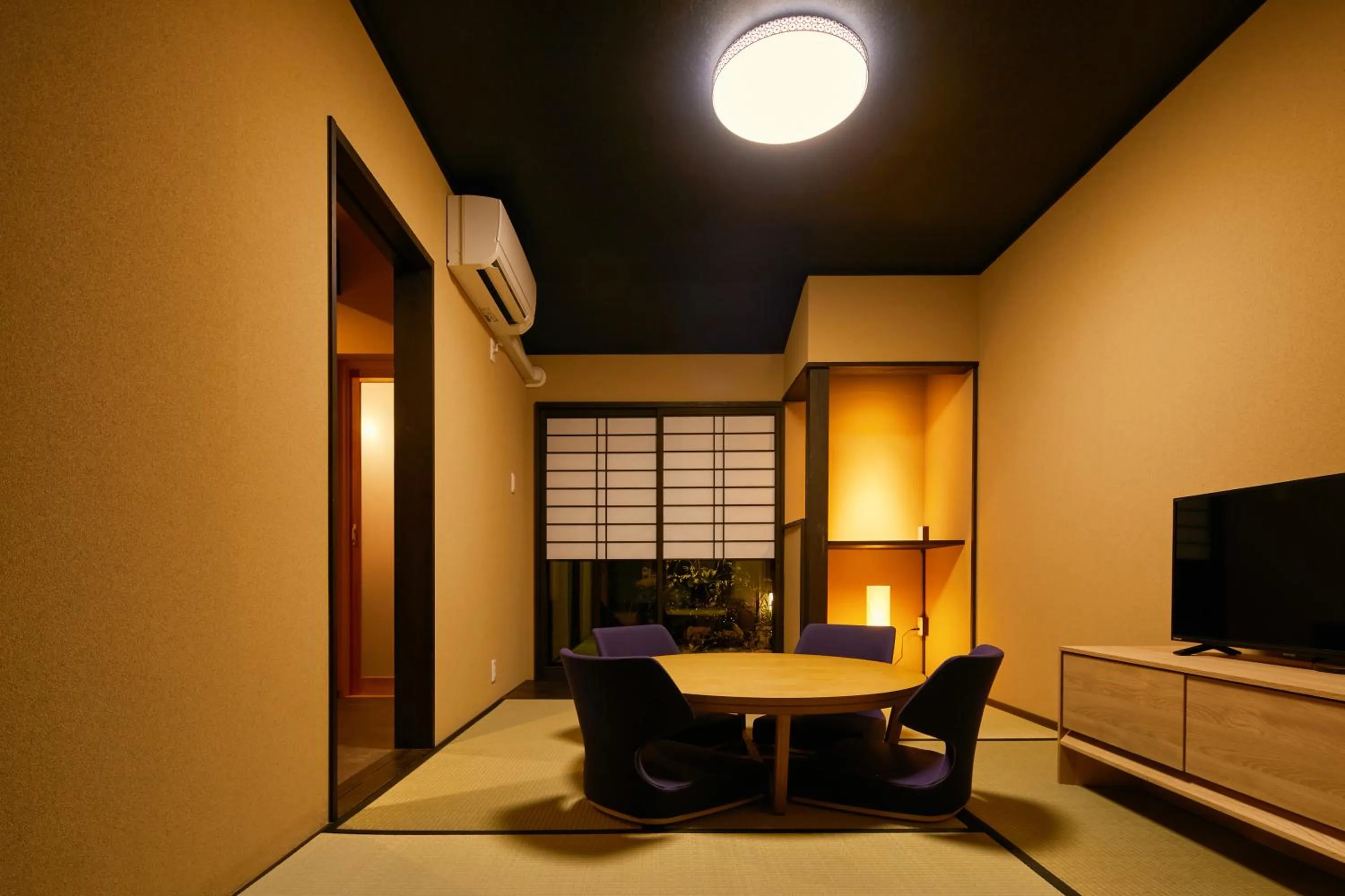 Living room in TSUBOMI luxury Inn Shimabara Bettei 2