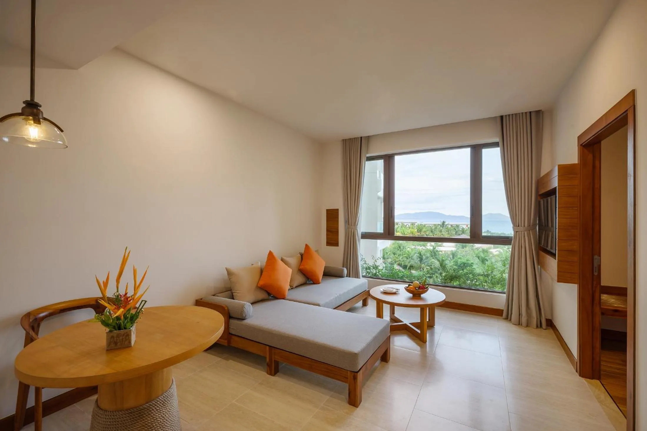 Living room, Bed in Ana Mandara Cam Ranh