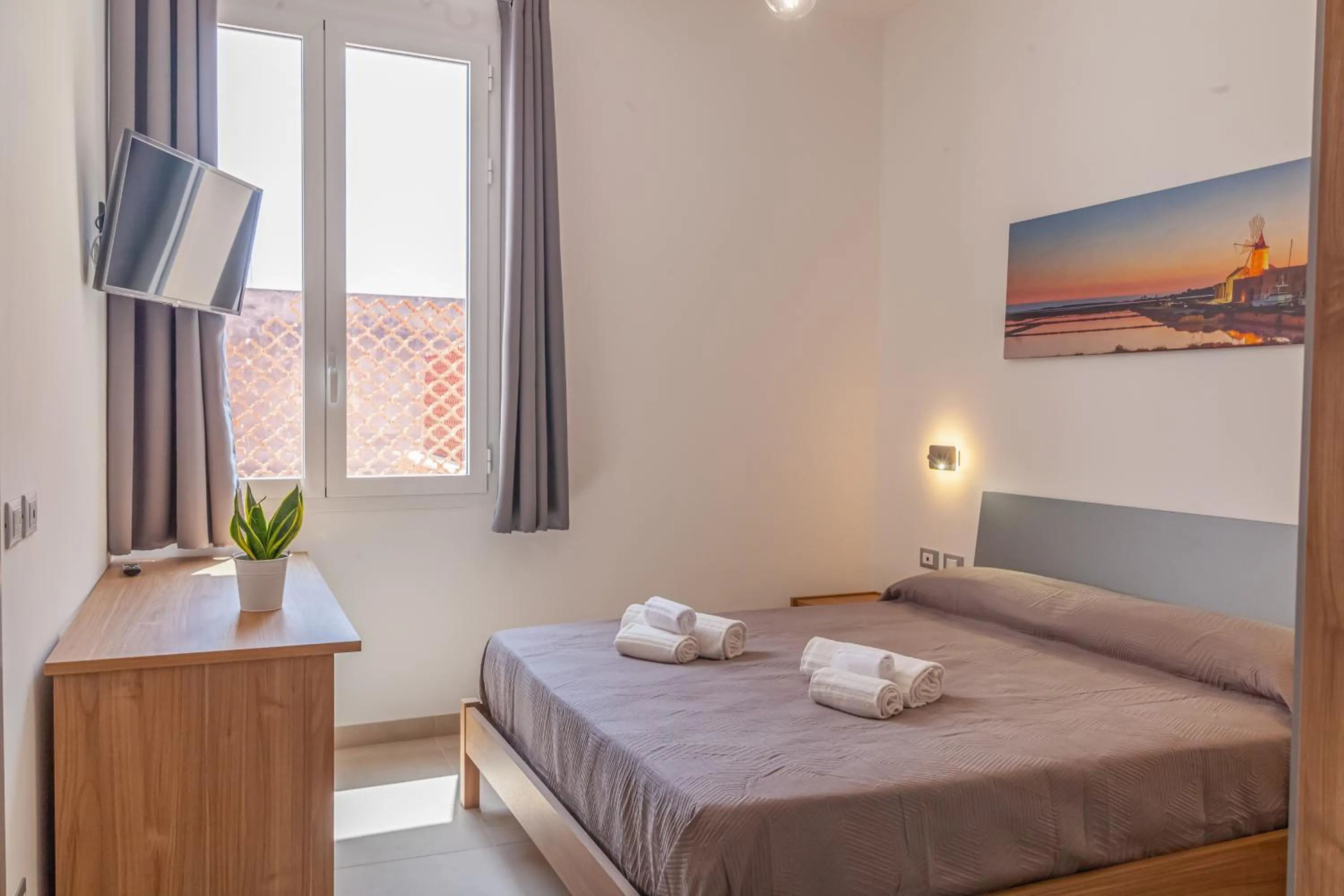 Bedroom, Bed in Isgrò Rooms