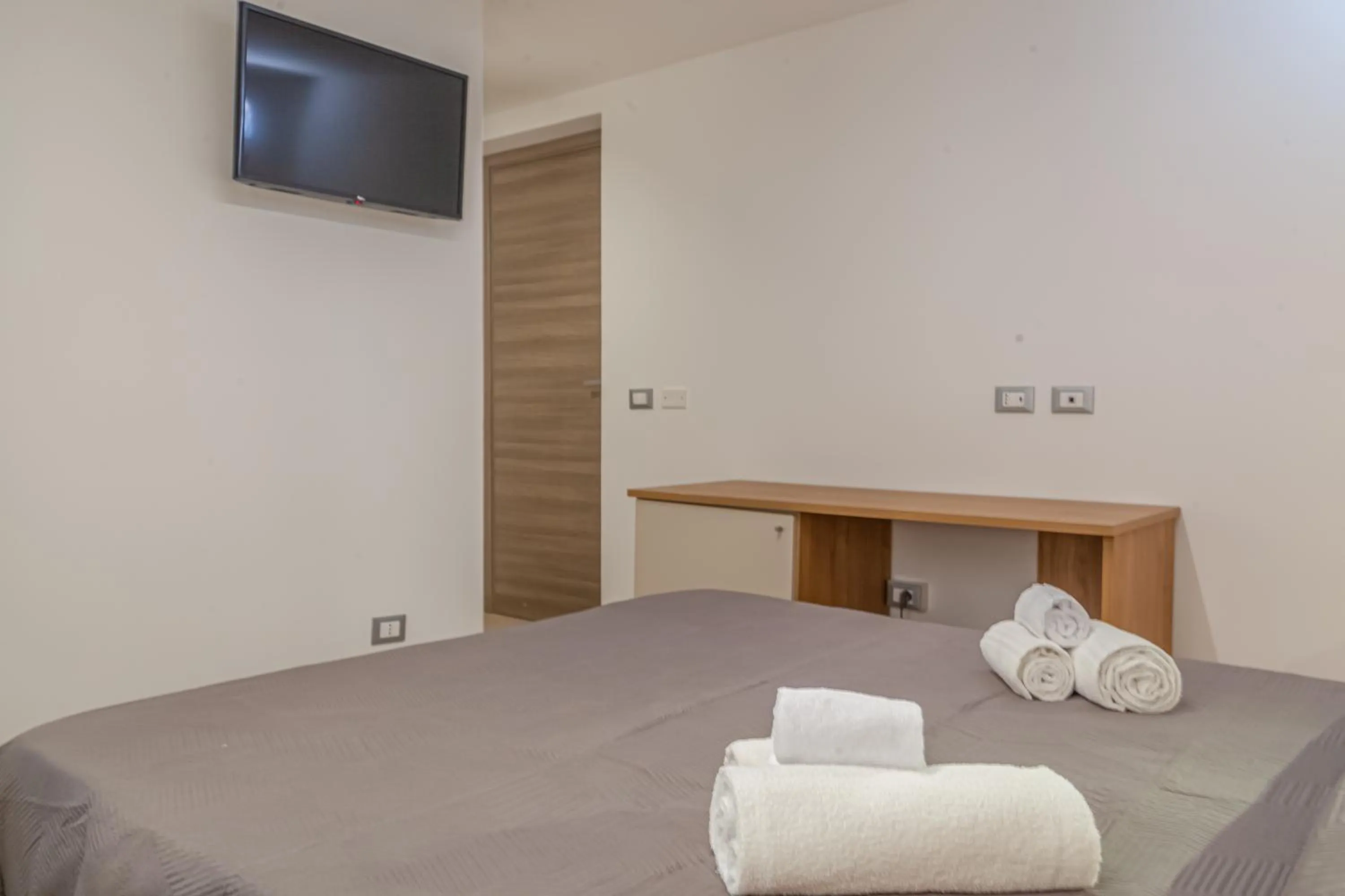 Bedroom, Bed in Isgrò Rooms