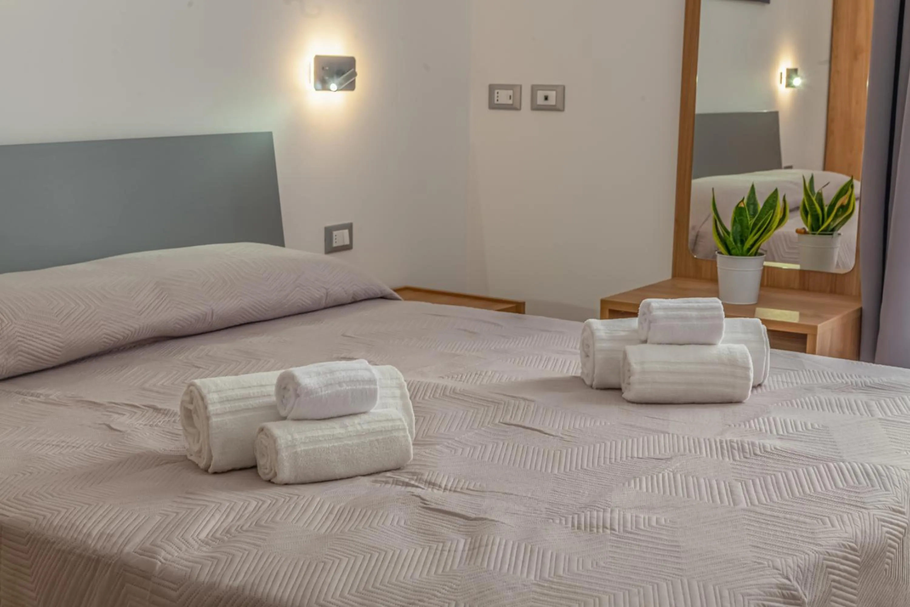 Bedroom, Bed in Isgrò Rooms