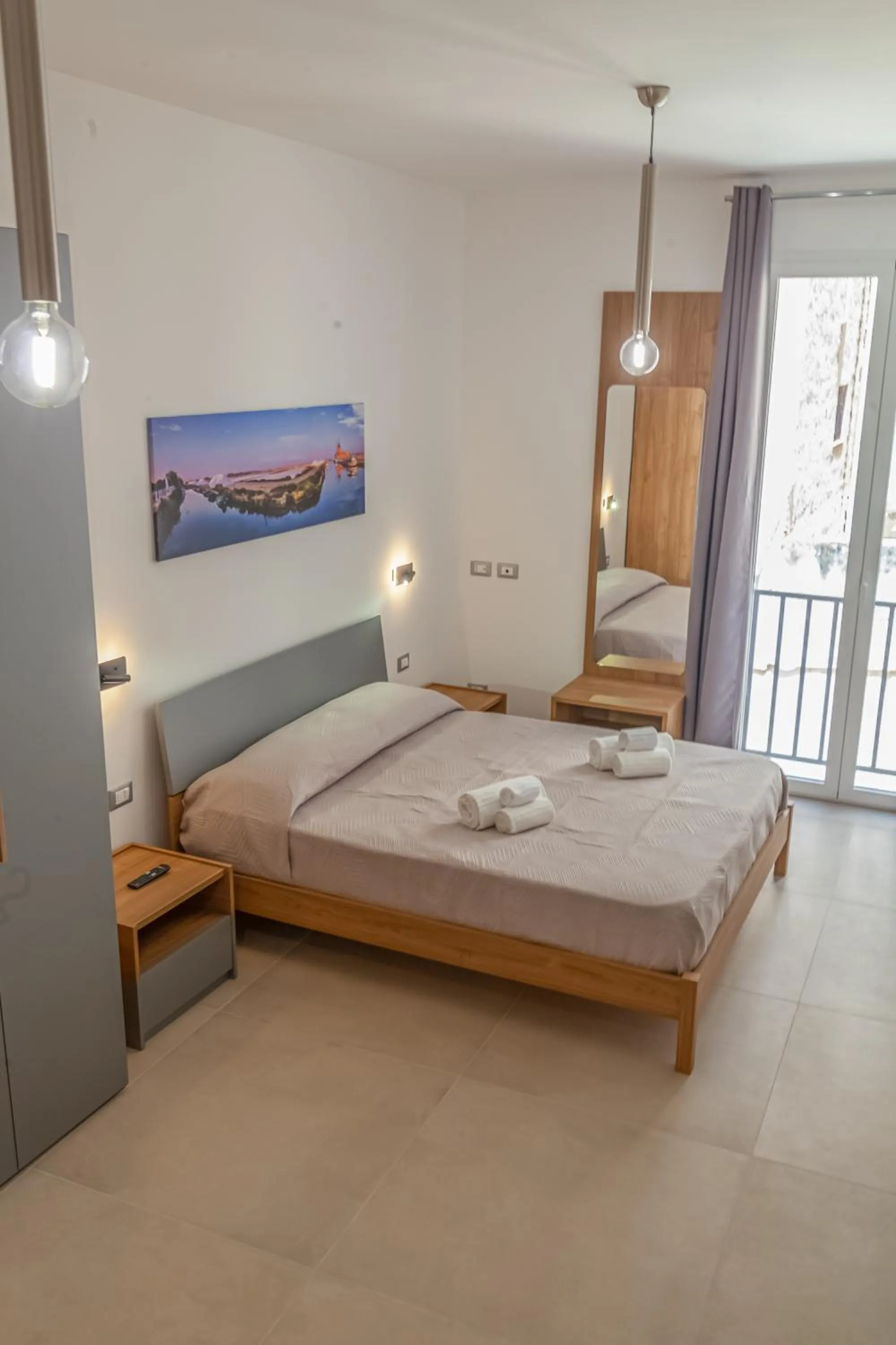 Bedroom, Bed in Isgrò Rooms