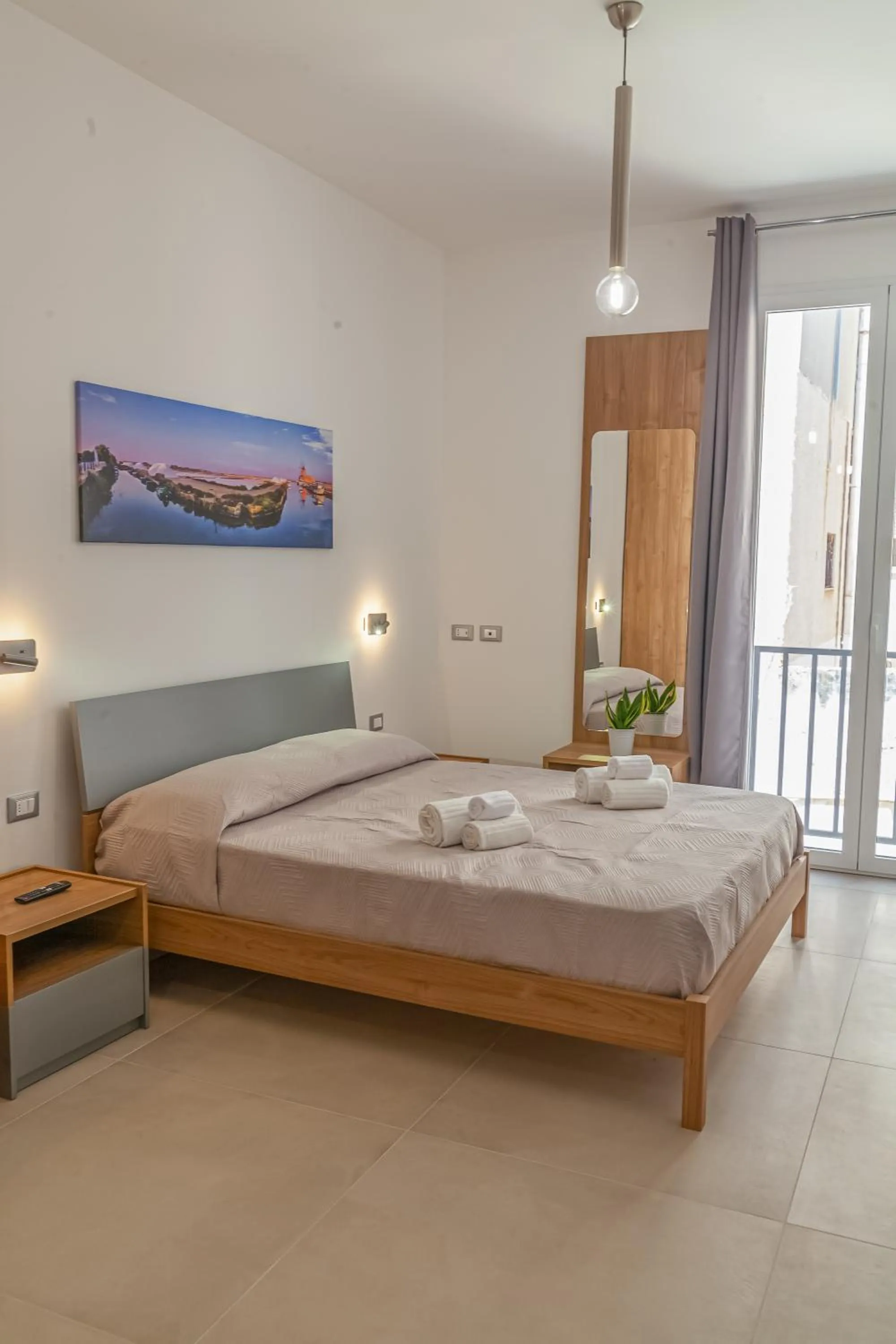 Bedroom, Bed in Isgrò Rooms