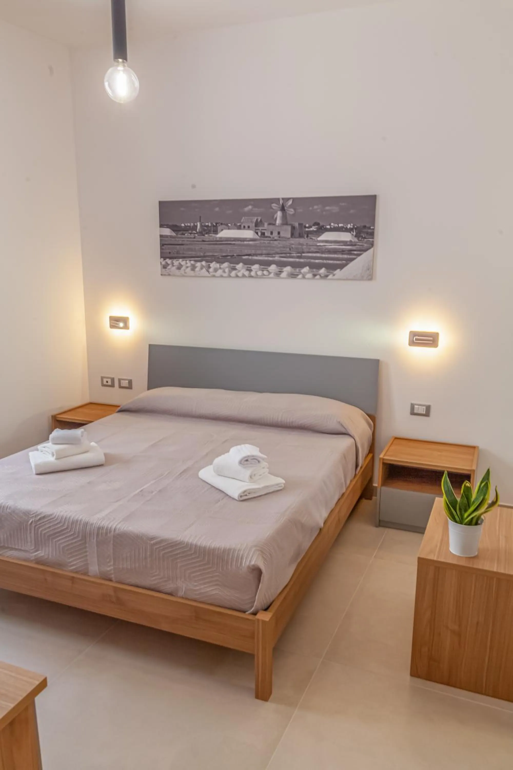 Bedroom, Bed in Isgrò Rooms