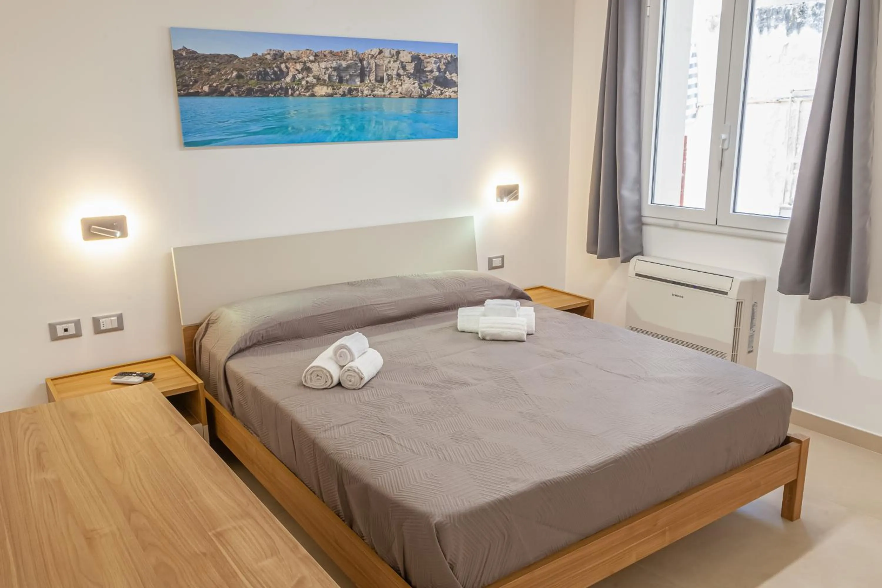 Bedroom, Bed in Isgrò Rooms