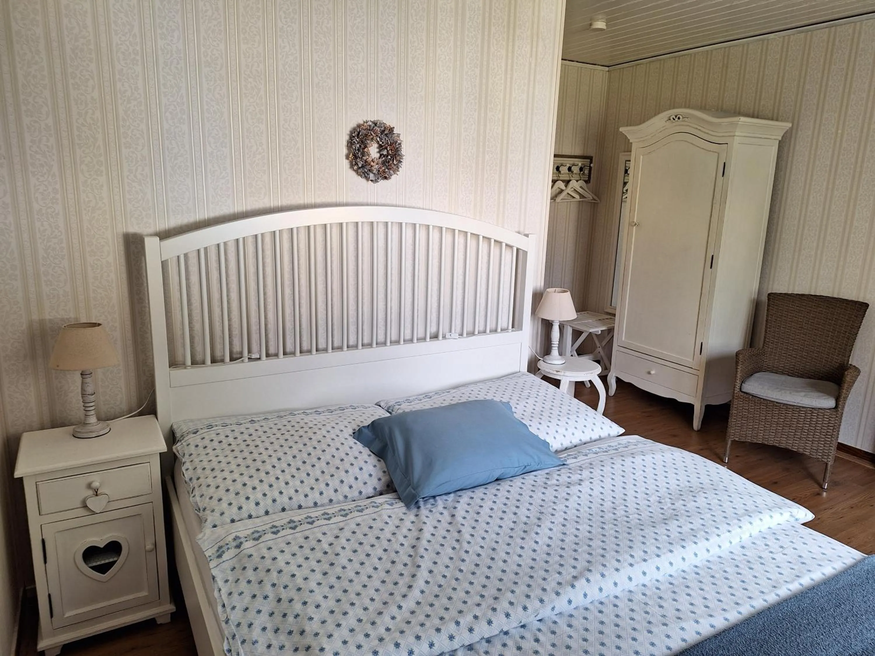 Bedroom in Hotell Vita Hästen Hästveda