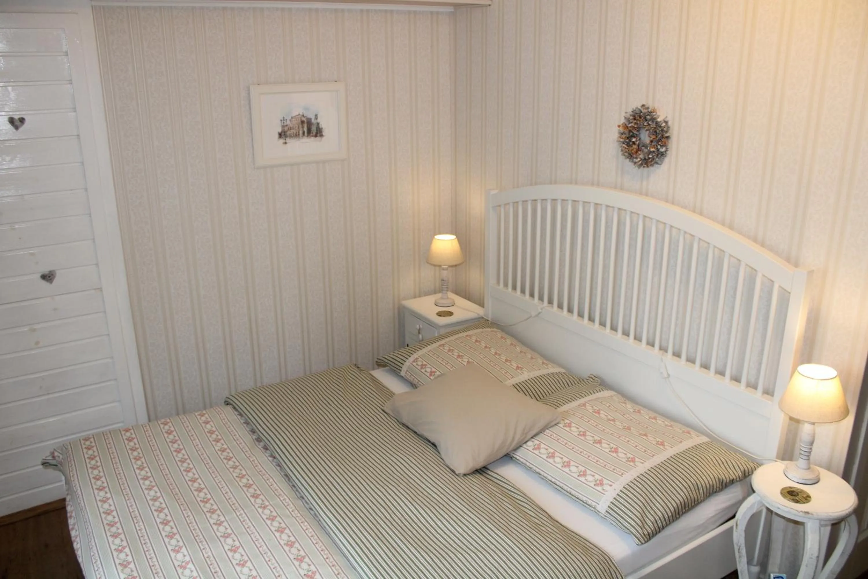 Bedroom in Hotell Vita Hästen Hästveda