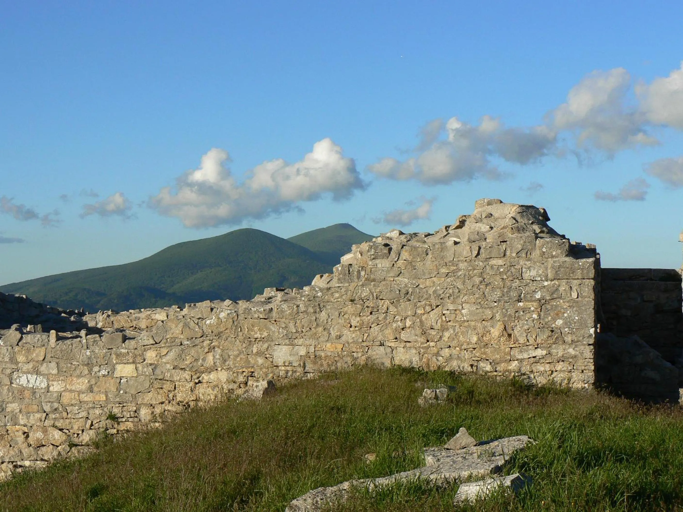 Hiking in Thalassa Locanda B&B e appartamento