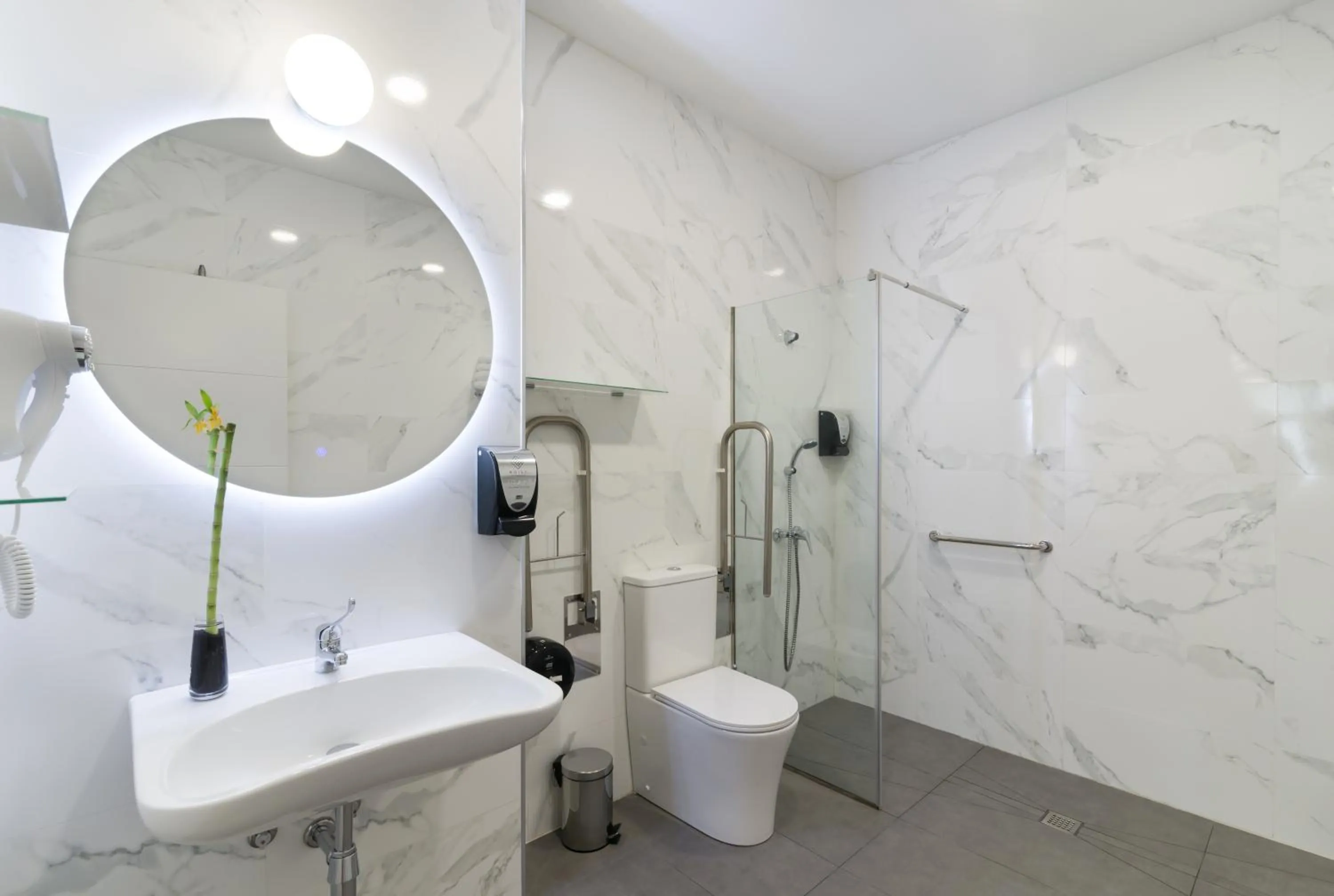 Bathroom in Roisa Centro