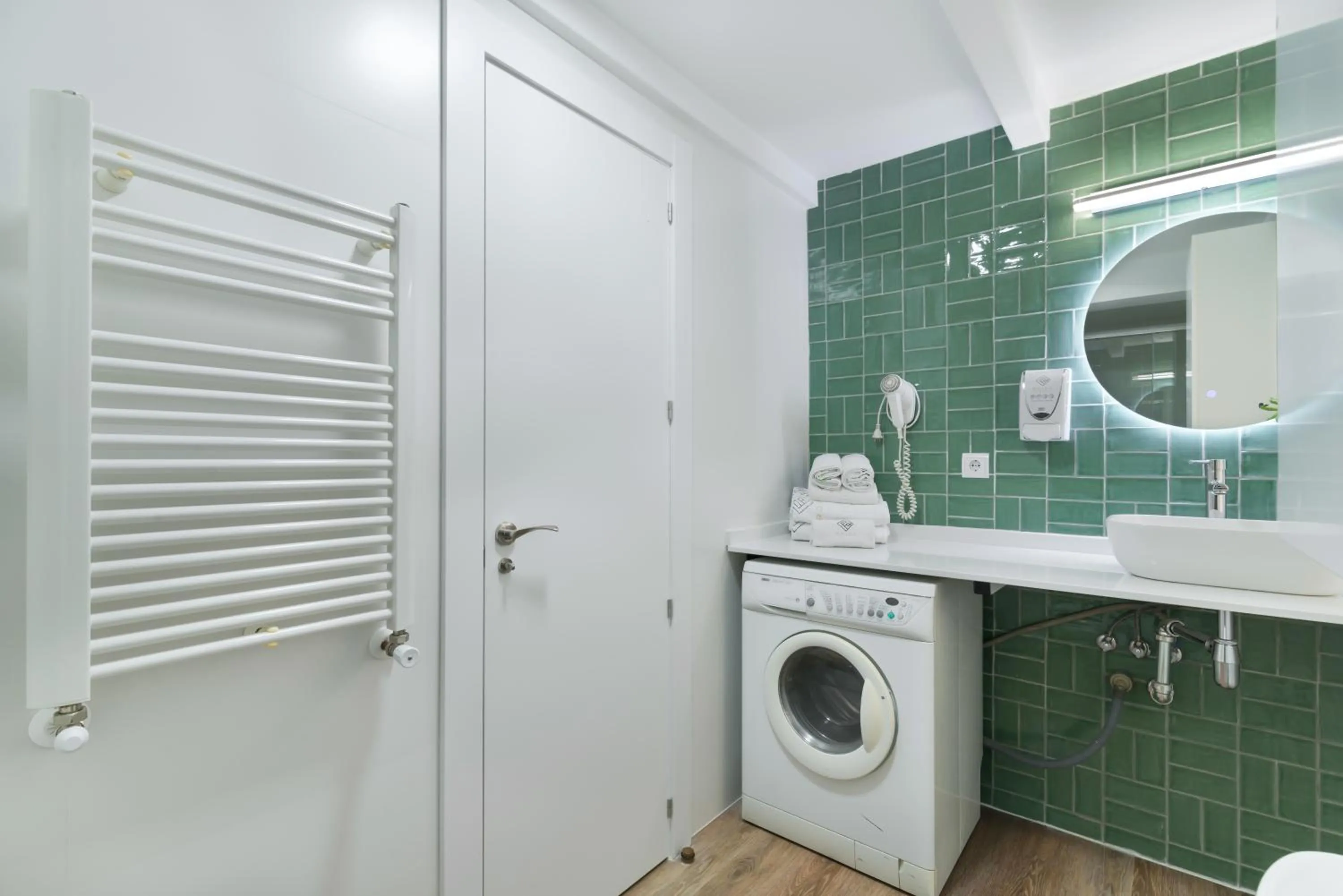 Toilet in Roisa Centro