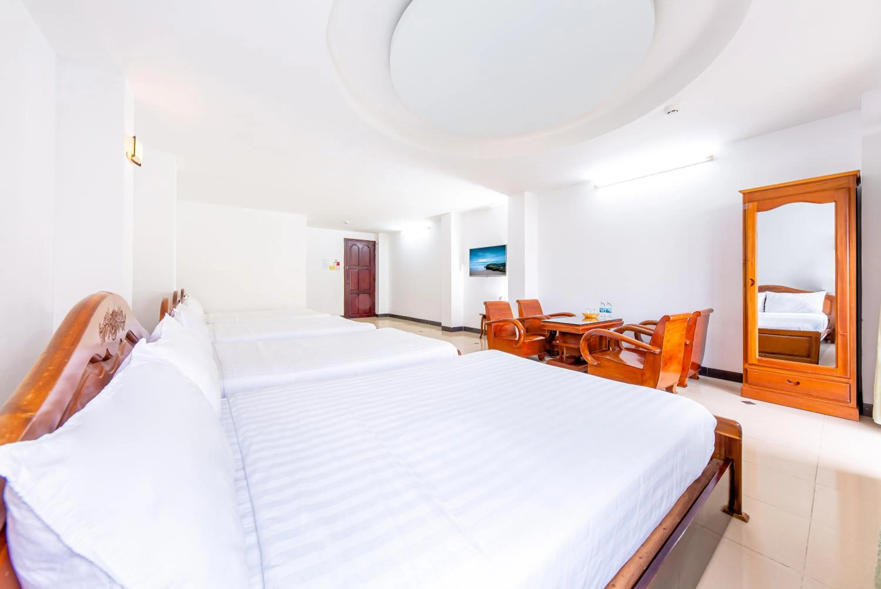 Bed in Minh Cat Hotel