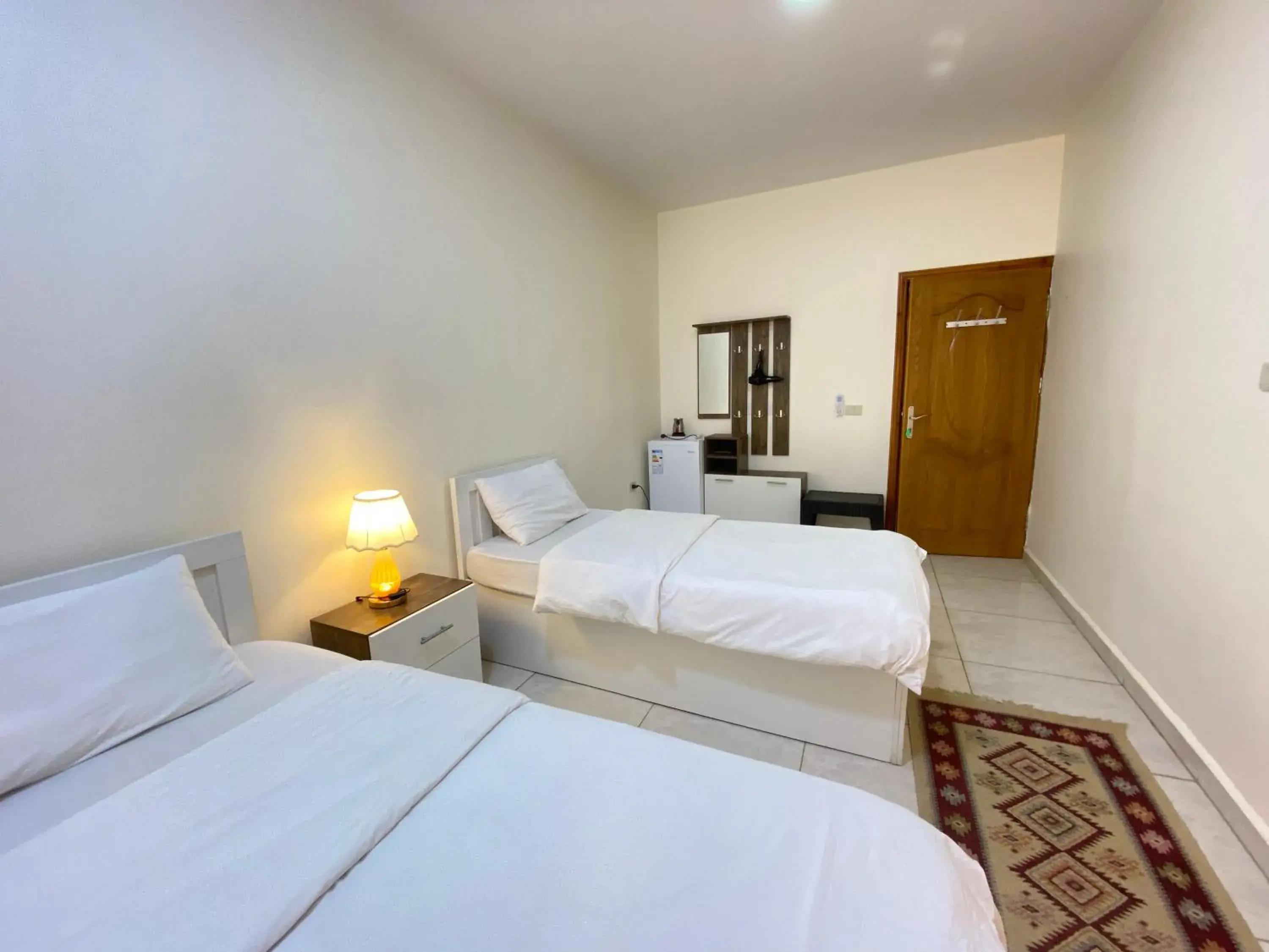 Twin Room with Bathroom in Rose city inn Twin Room with Bathroom in Rose city inn