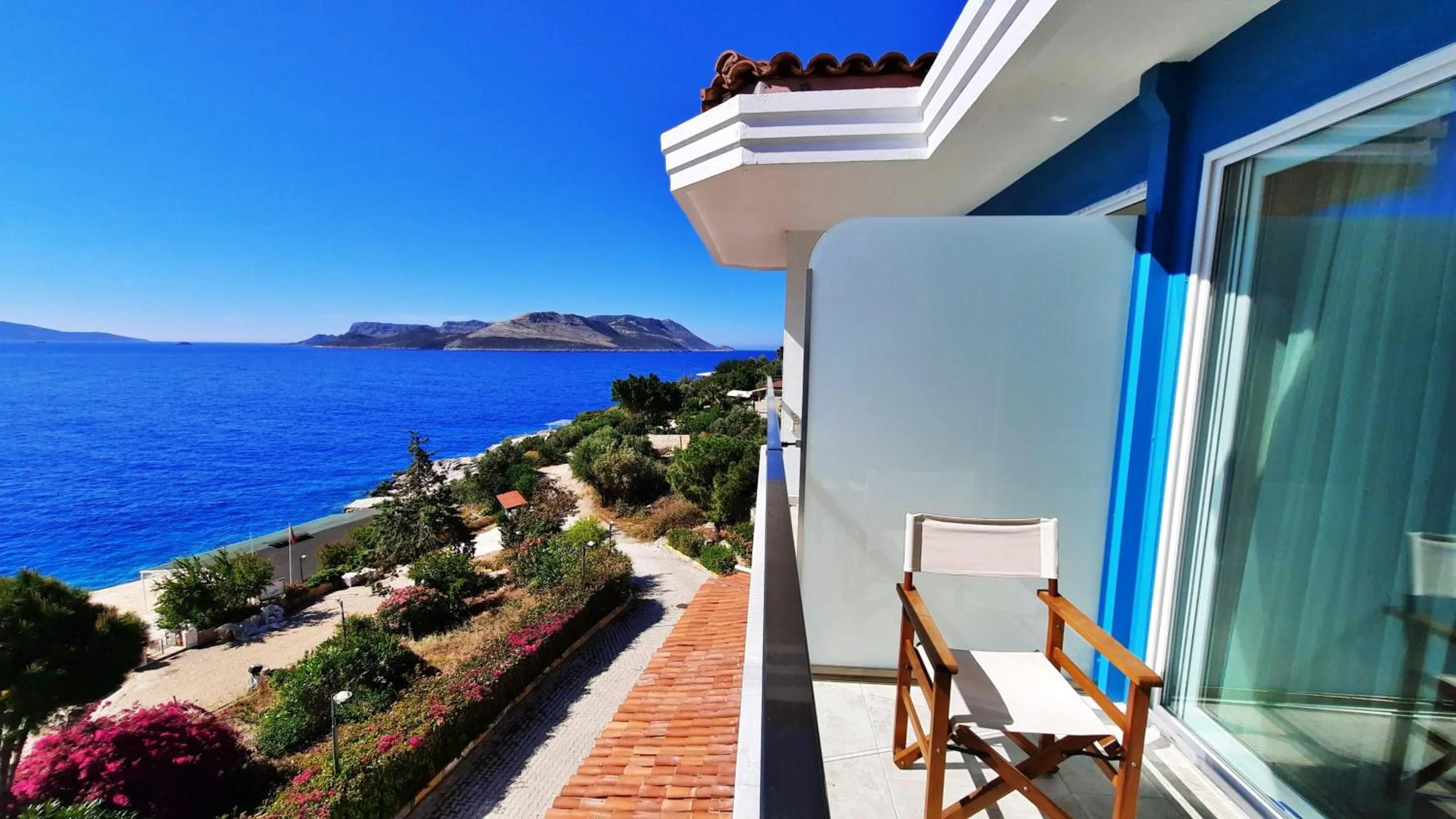 Photo of the whole room in Aquarius Hotel