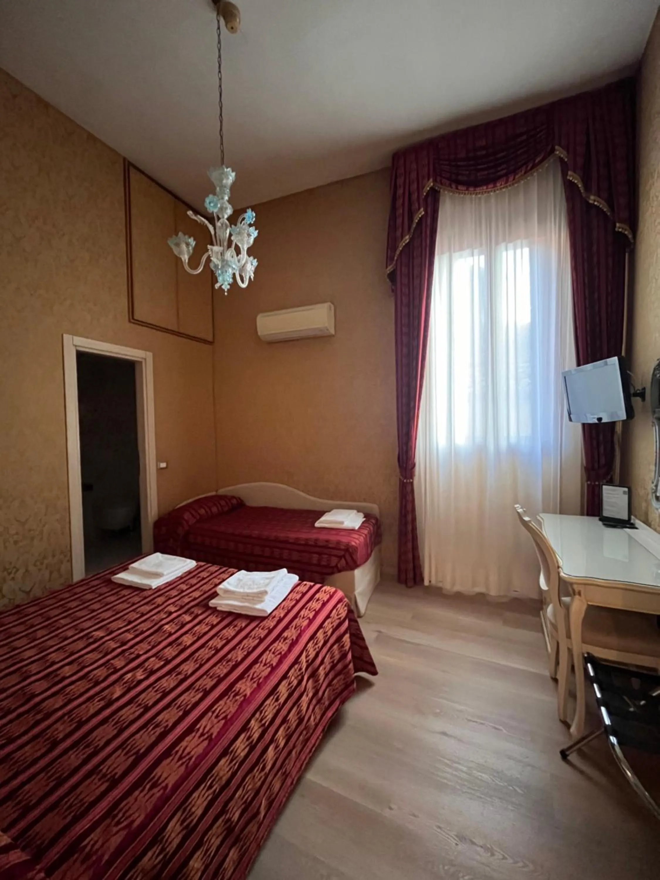 Bed in Hotel Castello