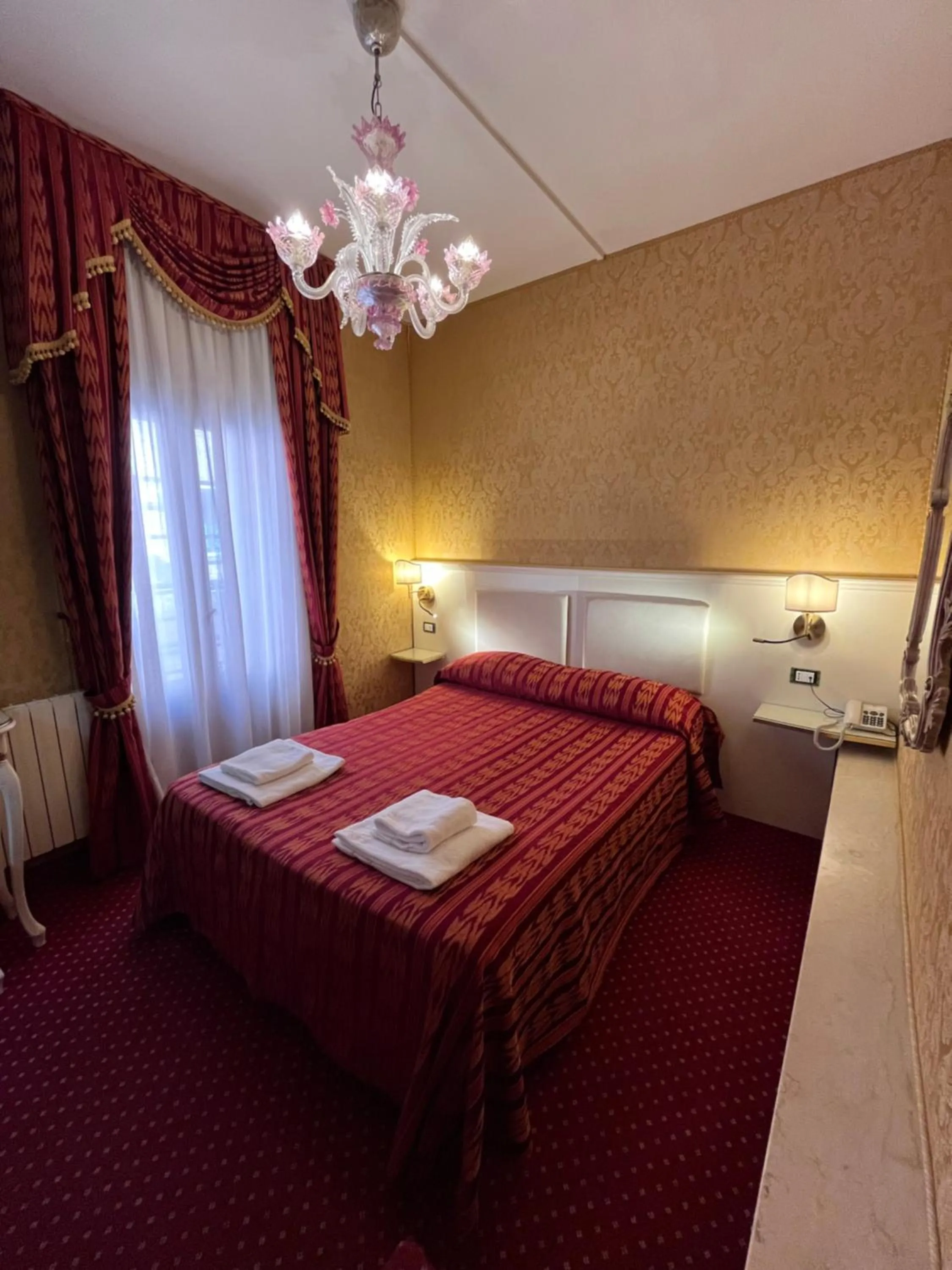 Bed in Hotel Castello