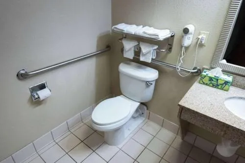 Quality Inn & Suites Downtown Mansfield