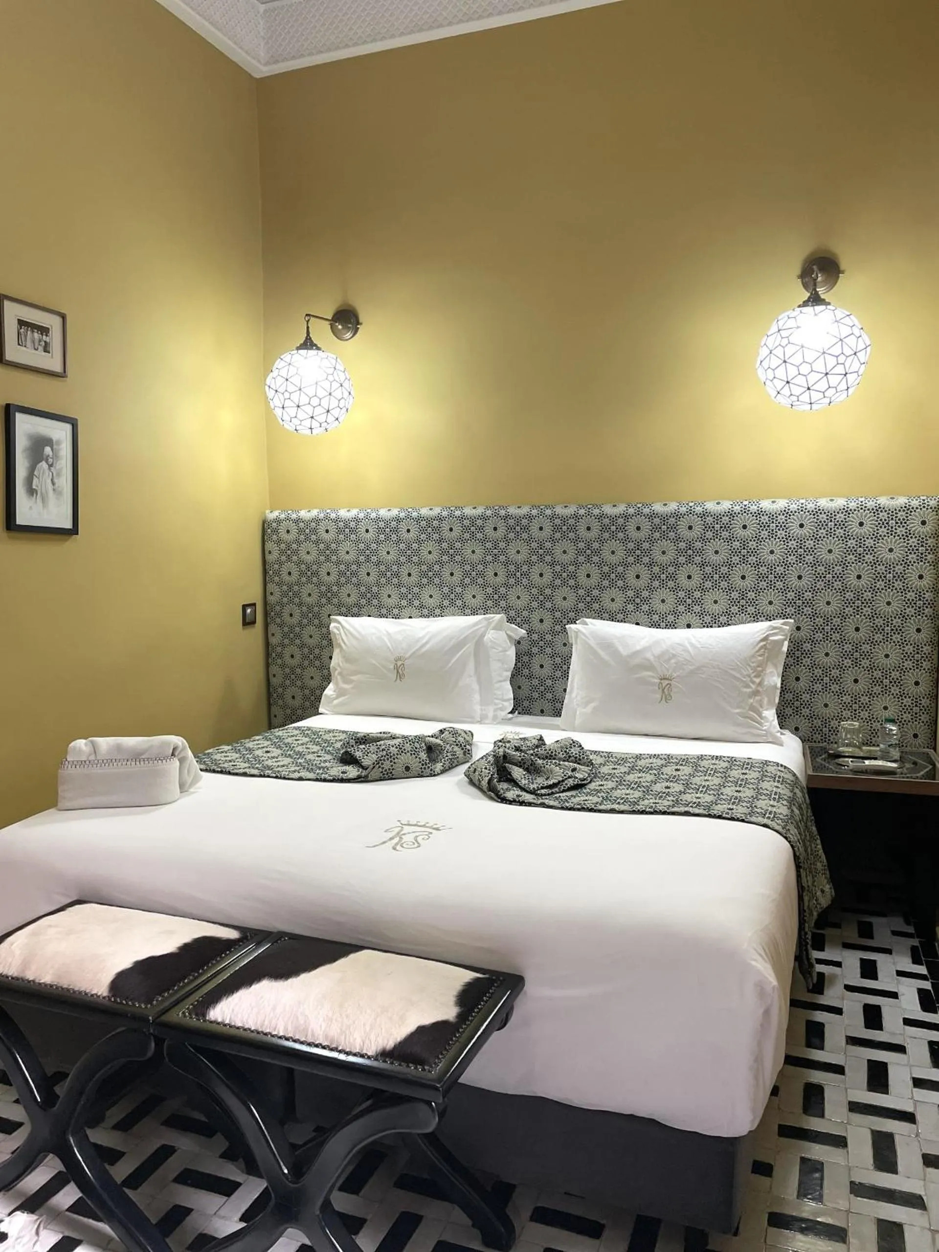 Bed in Riad Ksar Al Amal & Spa