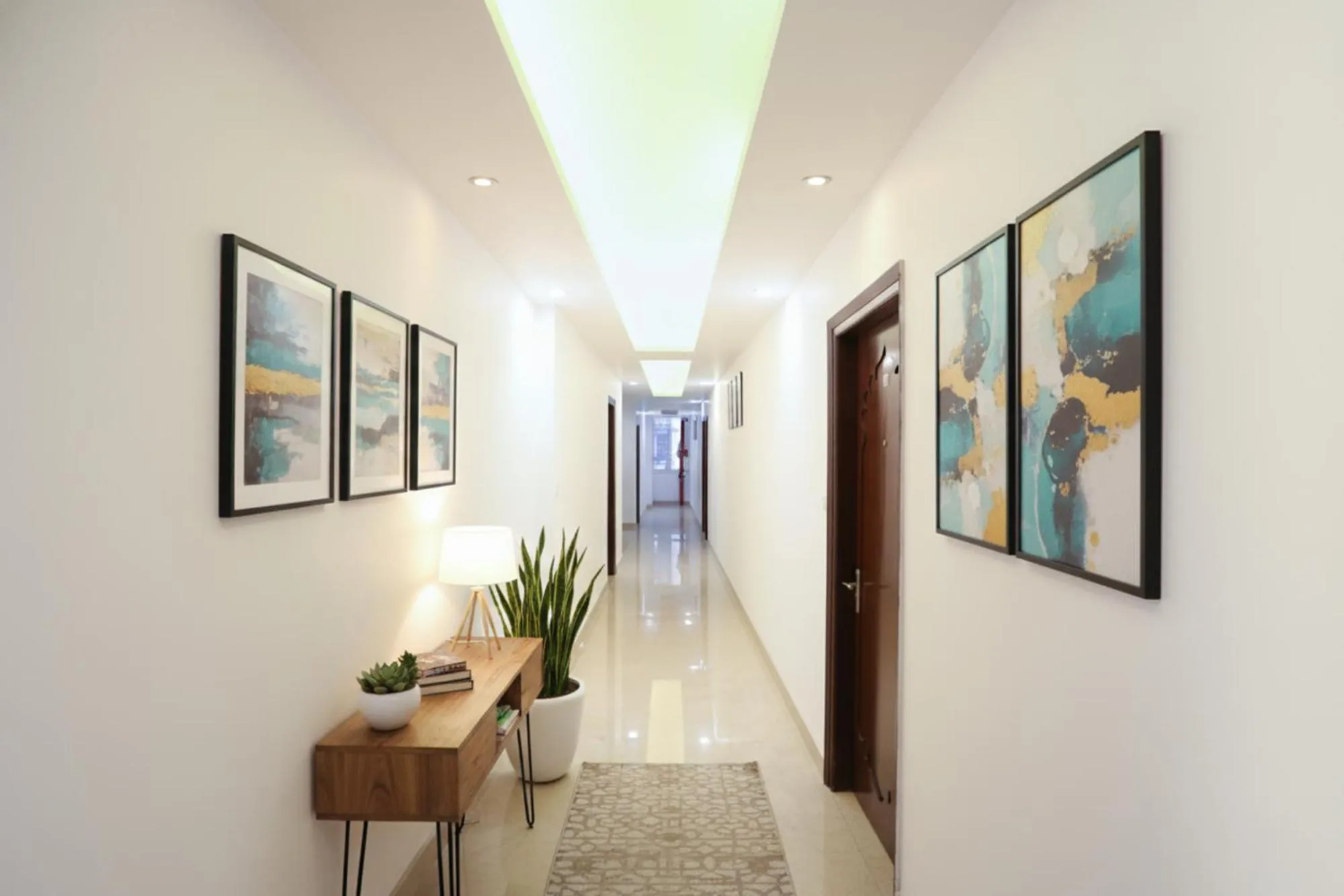 Lobby or reception in FabExpress Taj Residency - Nr Yashobhoomi Convention Centre