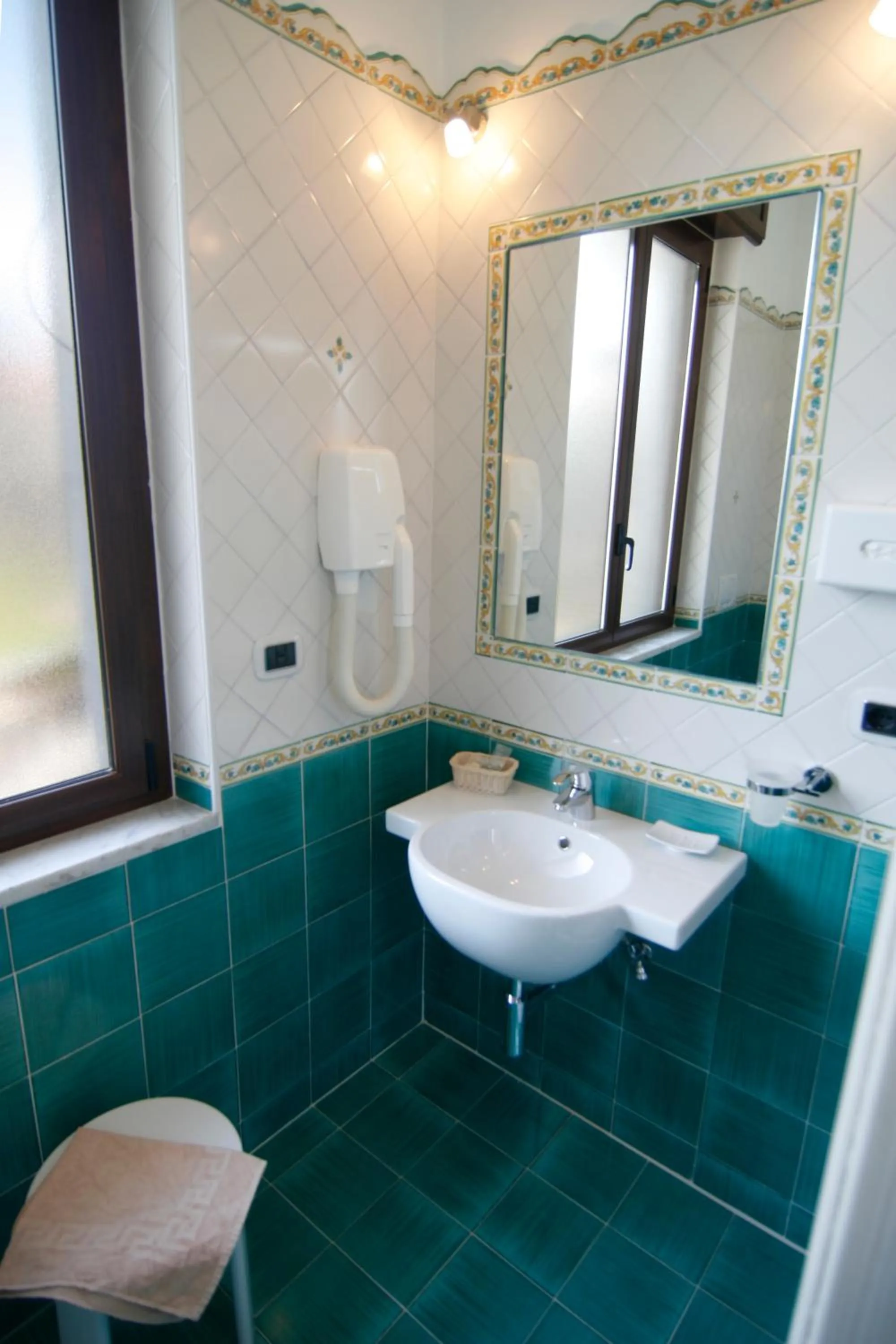 Bathroom in Hotel Due Torri