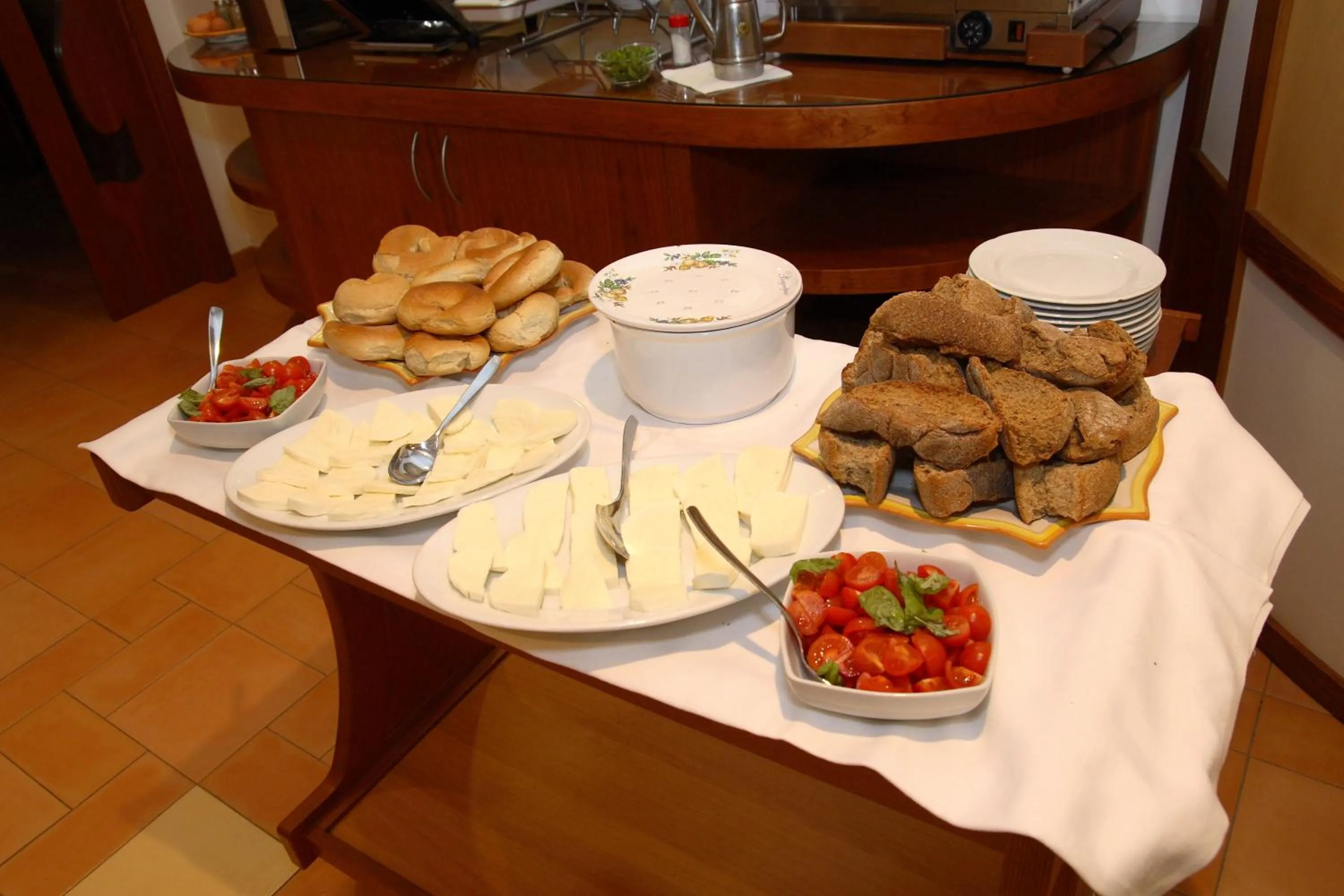 Food in Hotel Due Torri