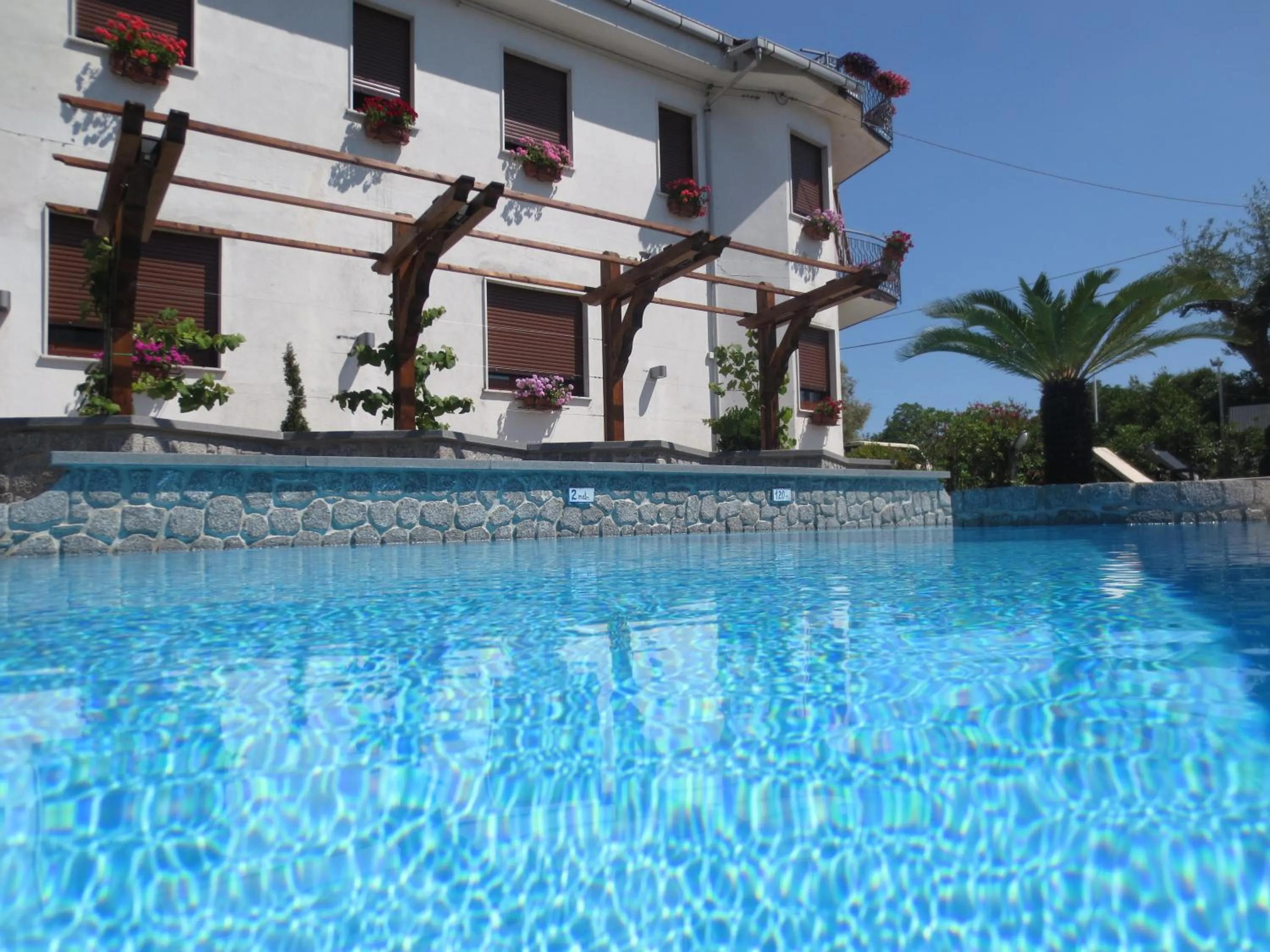 Swimming pool in Hotel Due Torri