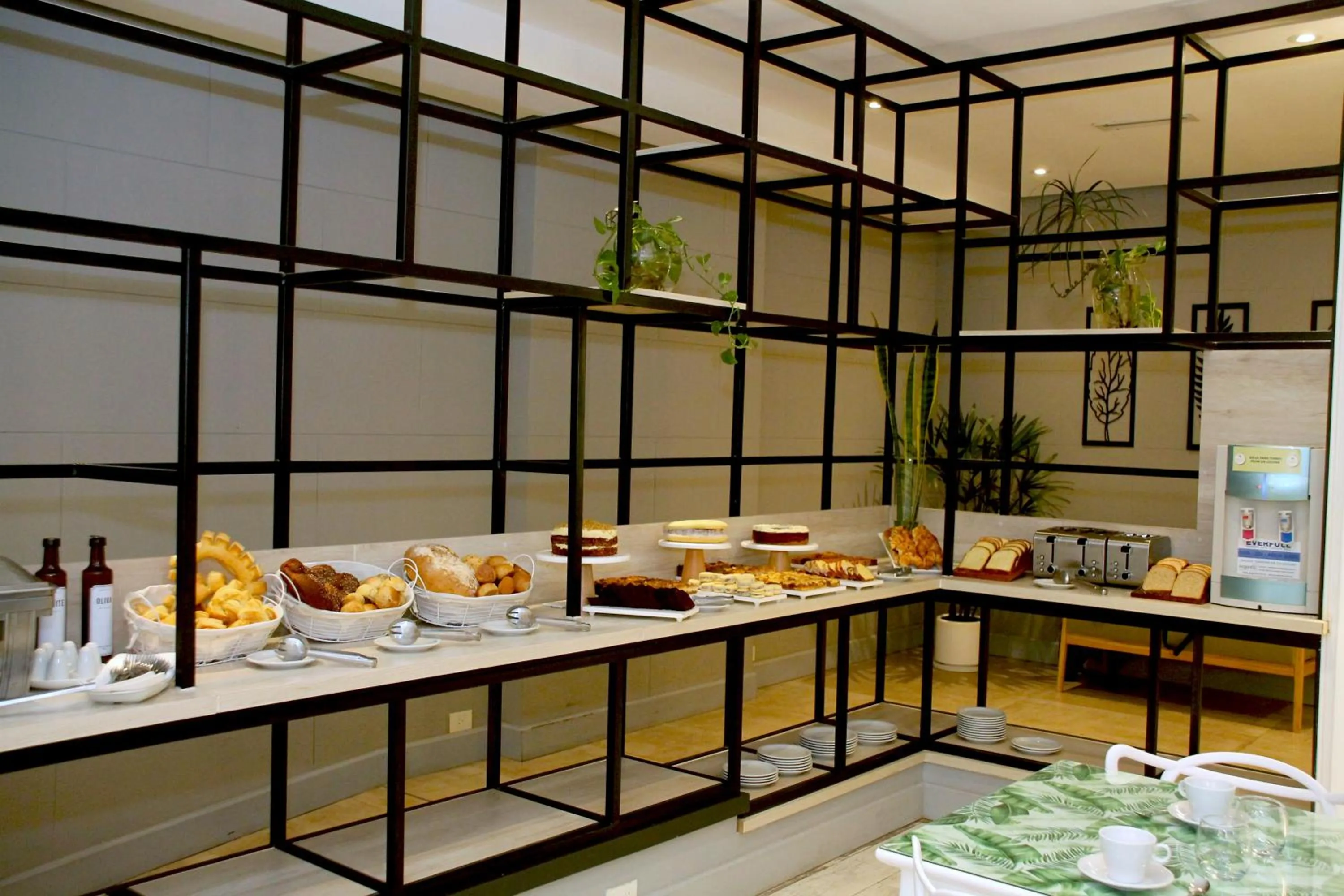 Breakfast in Gardi Hotel & Suites