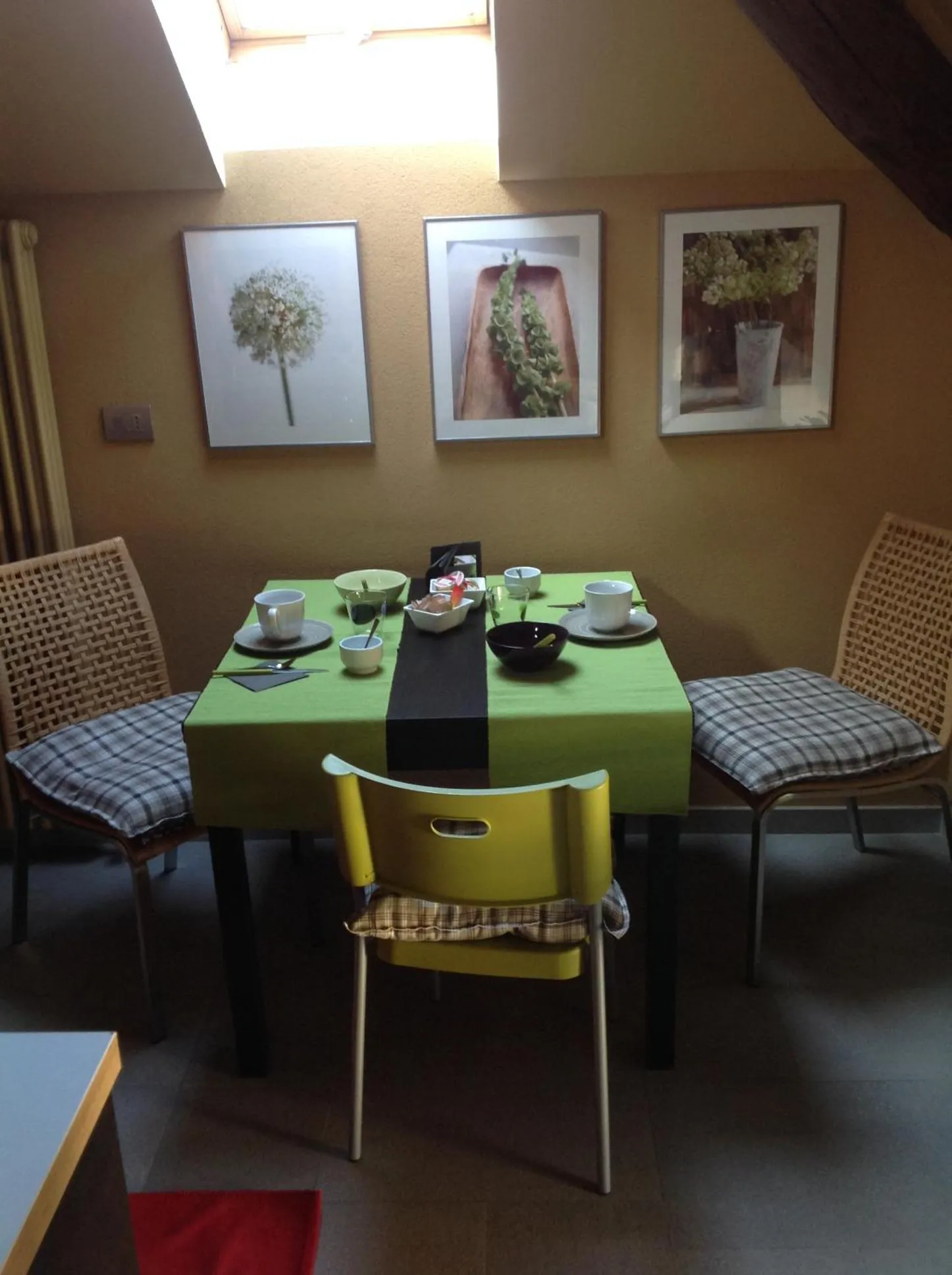 Photo of the whole room in Eco Rooms&Breakfast Tirano