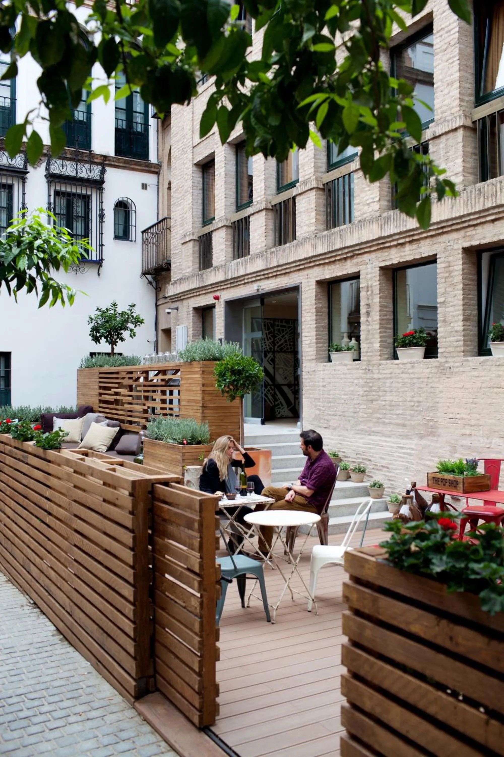 Facade/entrance in Toc Hostel Sevilla
