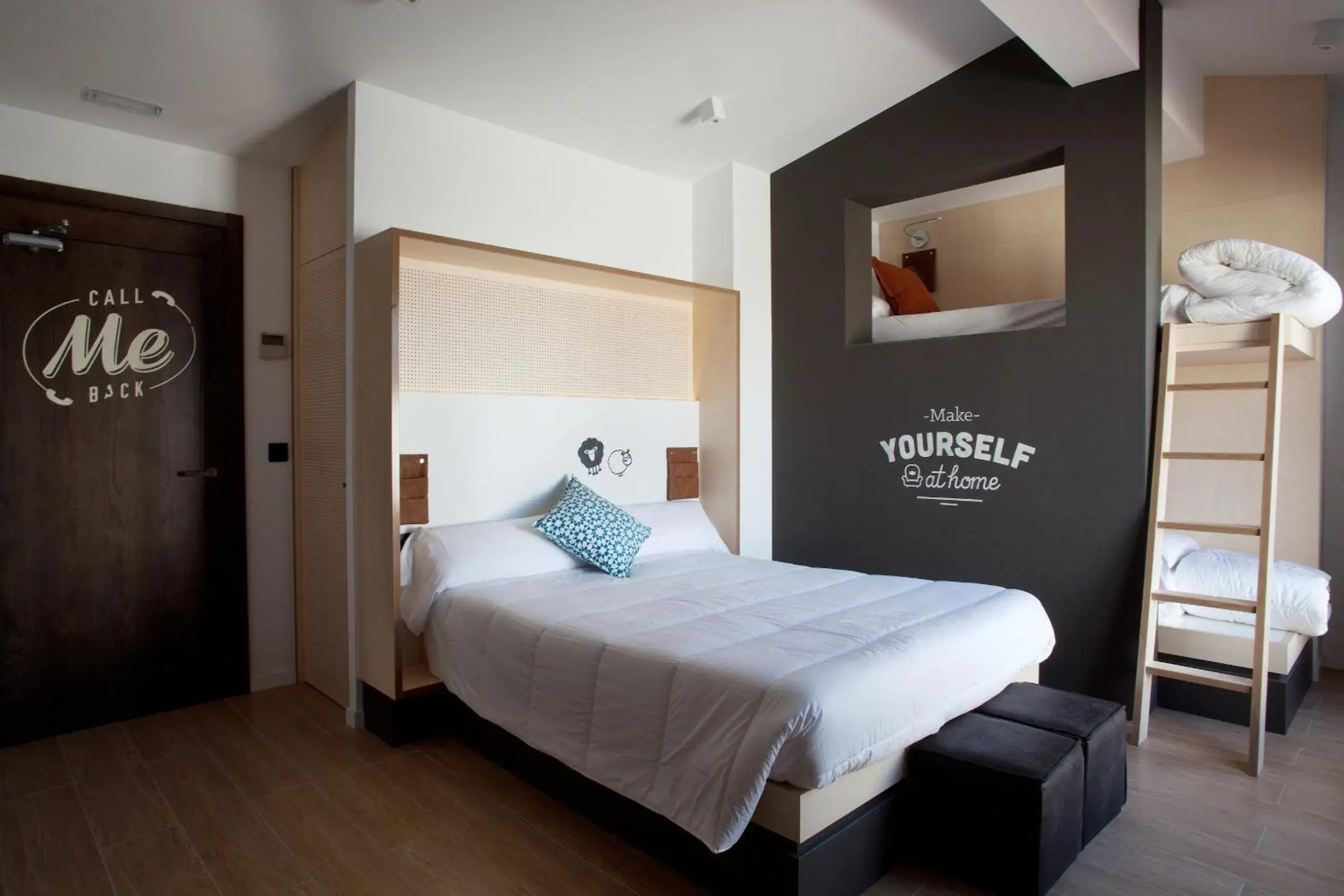 Plus Double Room with Terrace in Toc Hostel Sevilla Plus Double Room with Terrace in Toc Hostel Sevilla