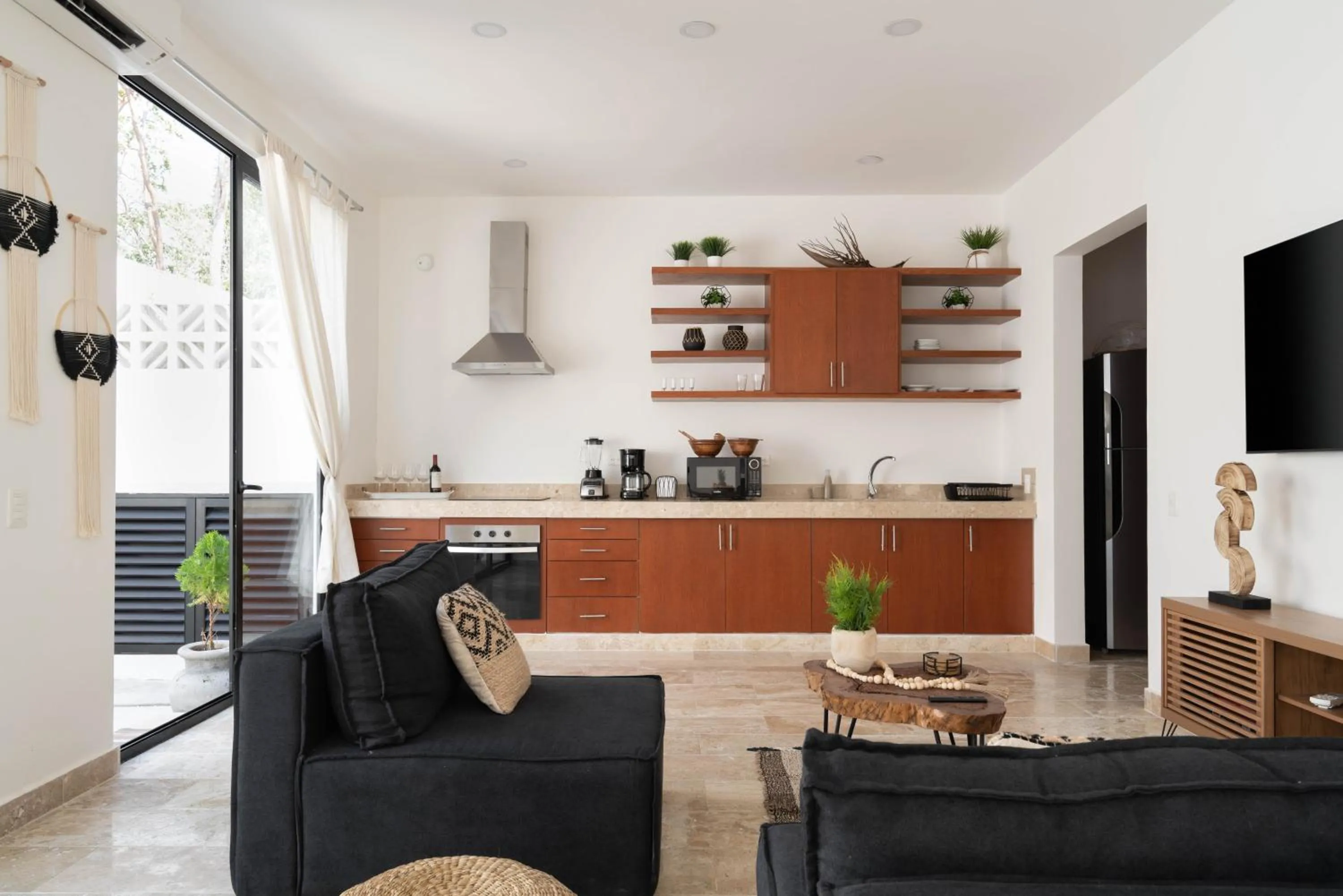 TV and multimedia in Tulum Cozy 3 Bedrooms Townhome-Centrally Located-Gated-WIFI