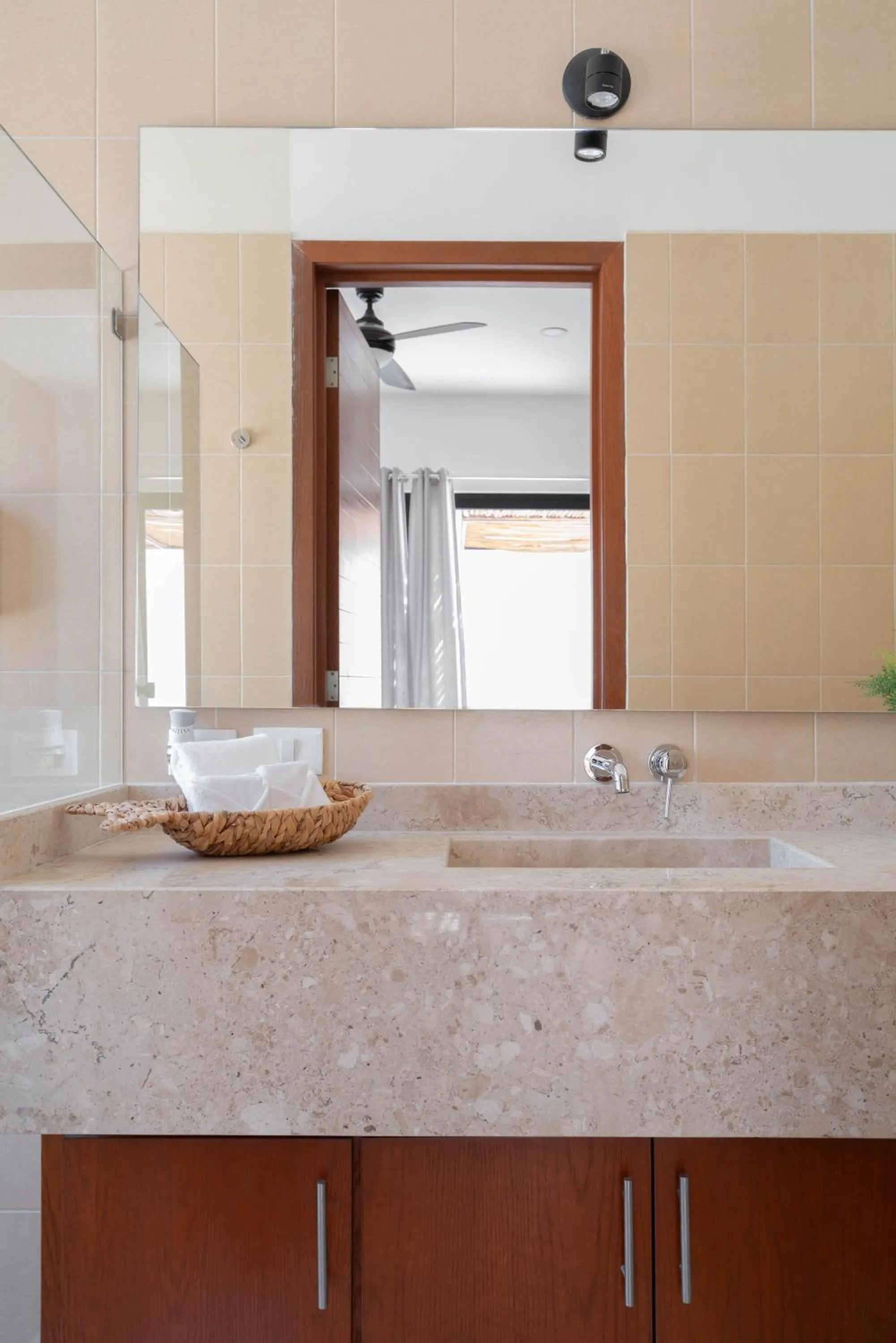 Shower in Tulum Cozy 3 Bedrooms Townhome-Centrally Located-Gated-WIFI