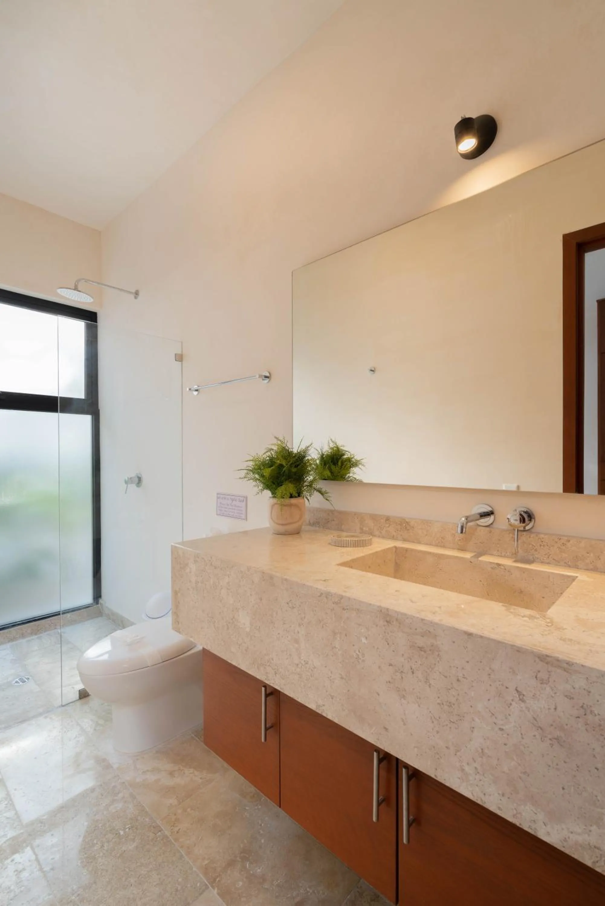Bathroom in Tulum Cozy 3 Bedrooms Townhome-Centrally Located-Gated-WIFI