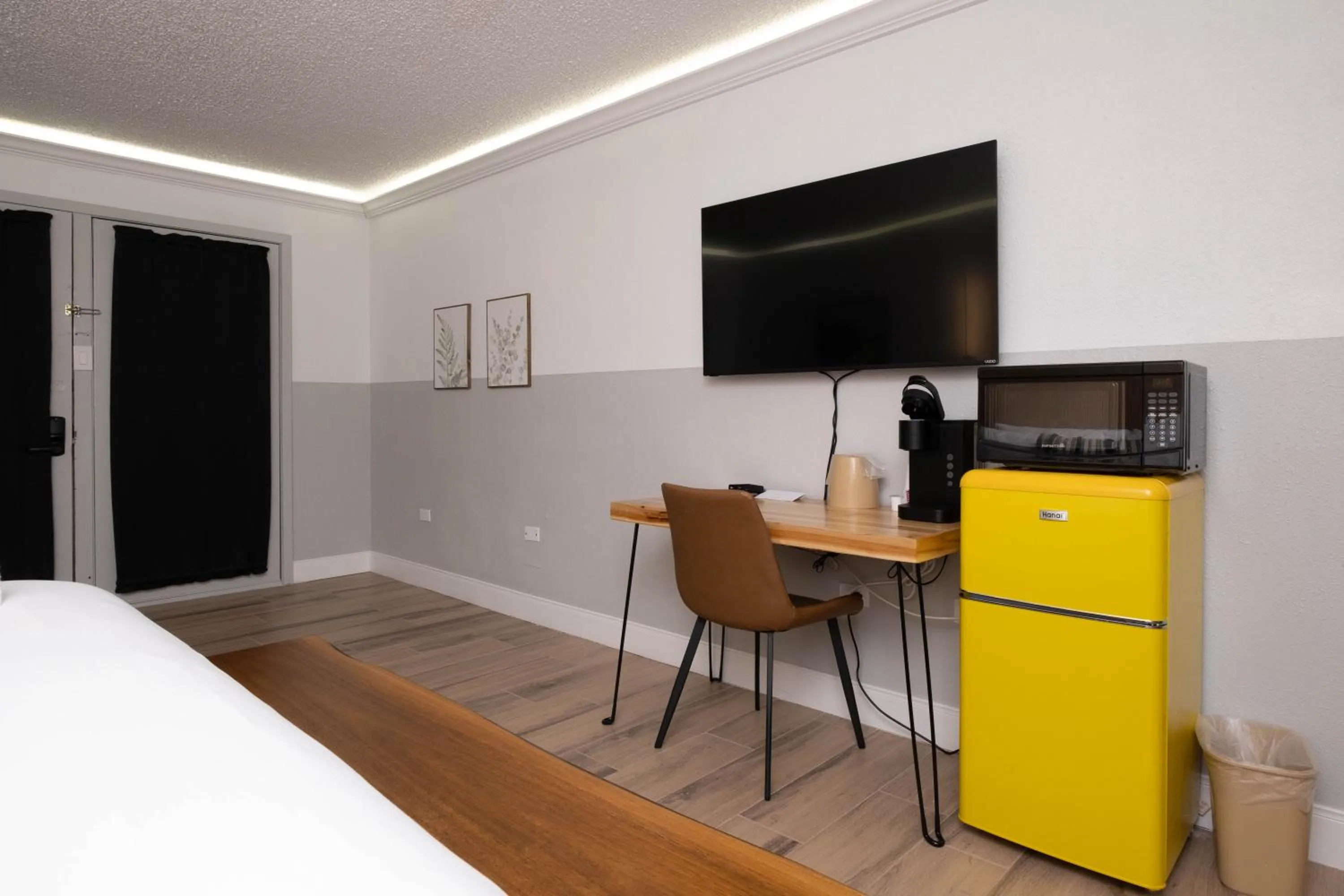 TV and multimedia, Bed in Cactus Cove Inn and Suites