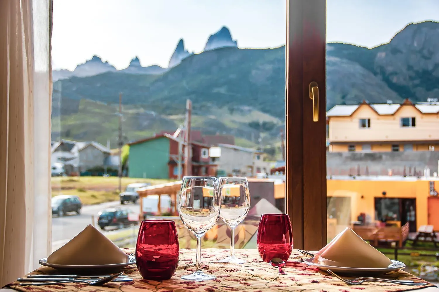 Restaurant/places to eat in Chalten Suites Hotel