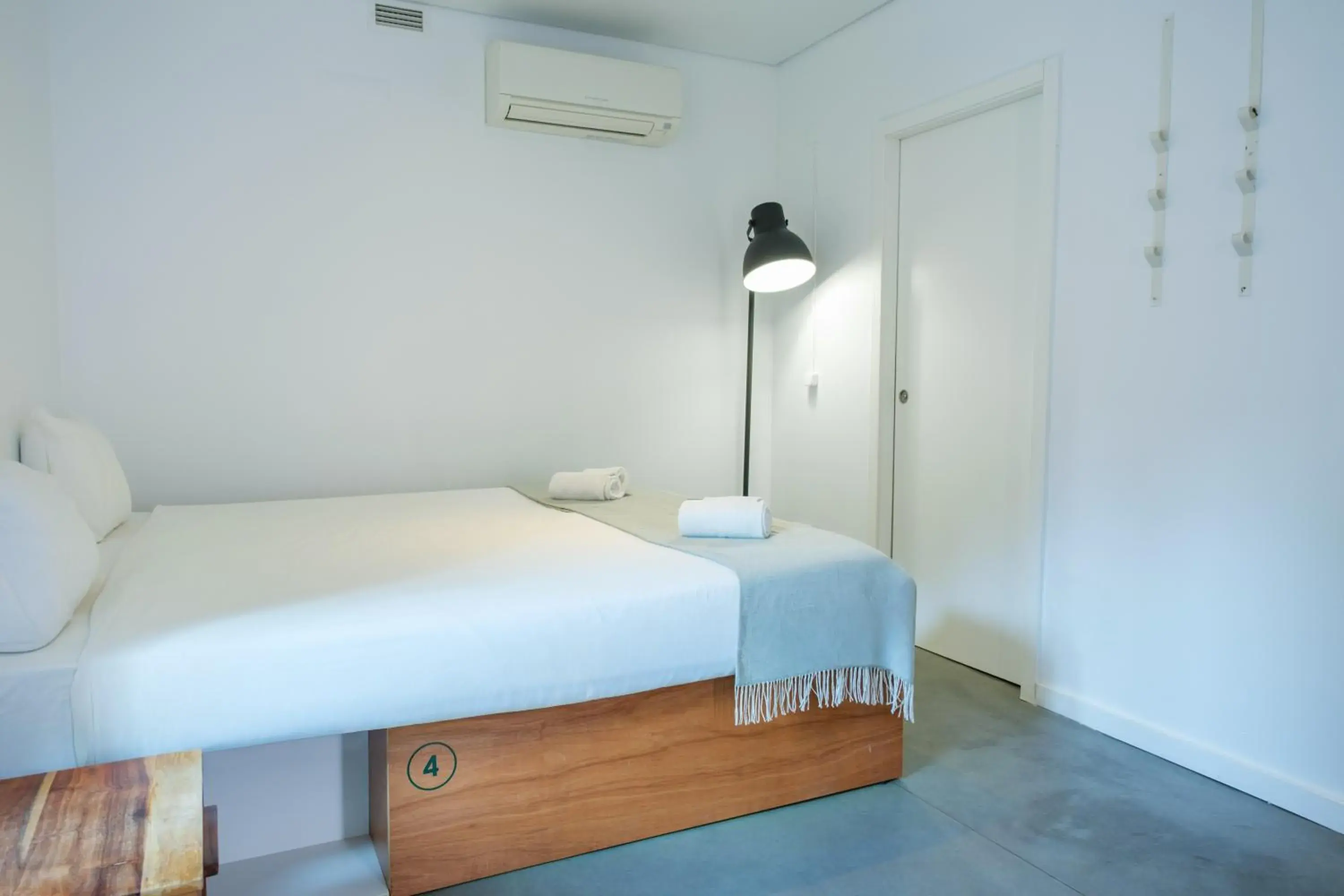 Family Room with Private Bathroom - single occupancy in Moon Hill Hostel Family Room with Private Bathroom - single occupancy in Moon Hill Hostel