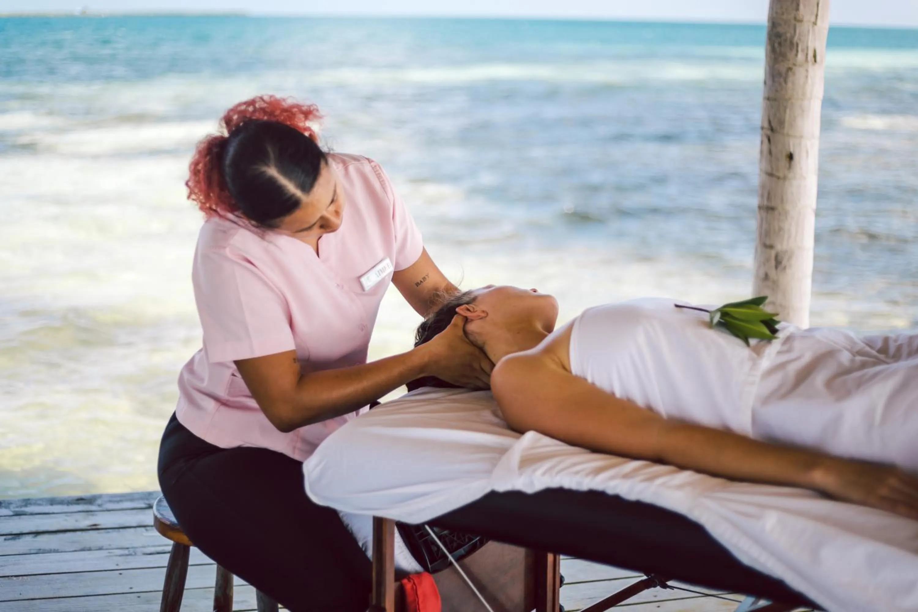 Spa and wellness centre/facilities in Thatch Caye Resort a Muy'Ono Resort