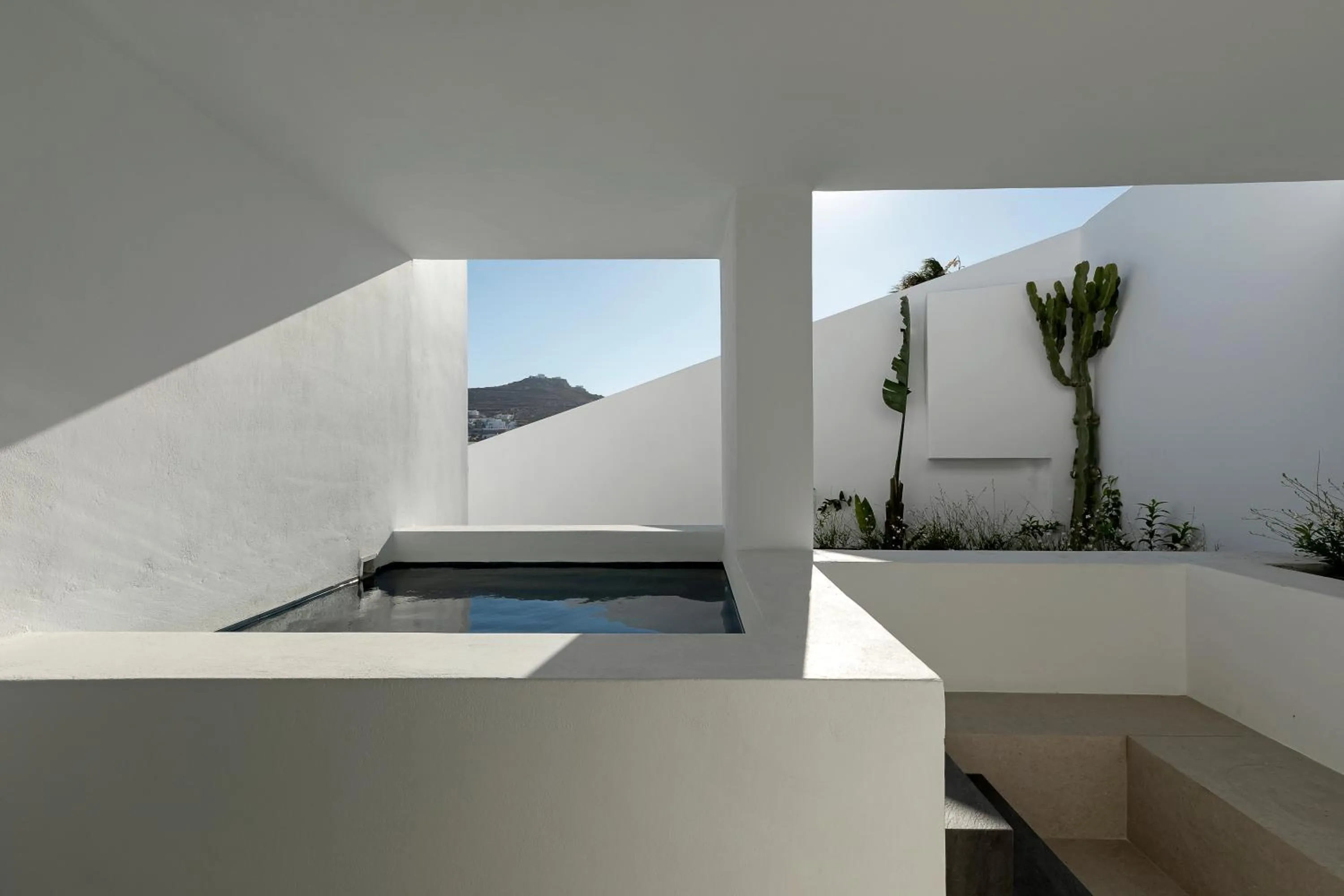 Balcony/Terrace in CUBIC Mykonos Seafront Design Suites