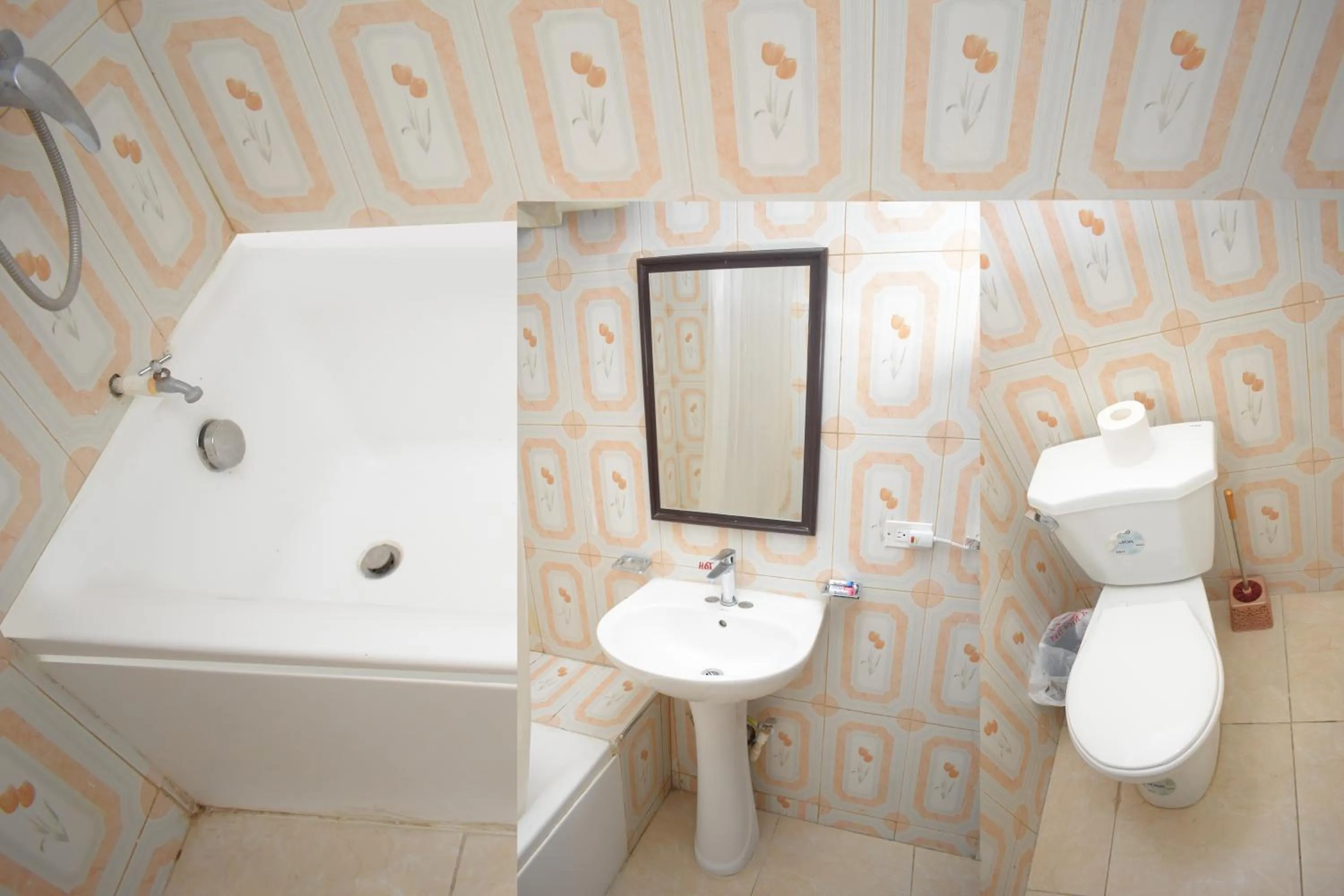 Bathroom in La Pepiniere Hotel